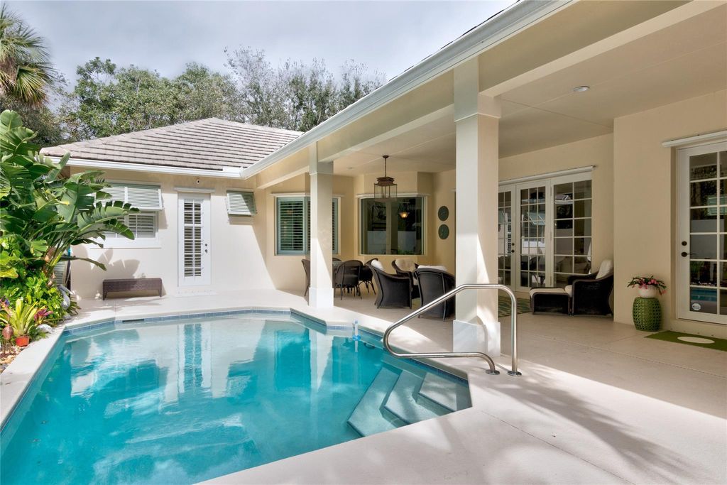 Photo of 2134 Autumn Ln, Vero Beach, FL 32963 (MLS # F10419454)