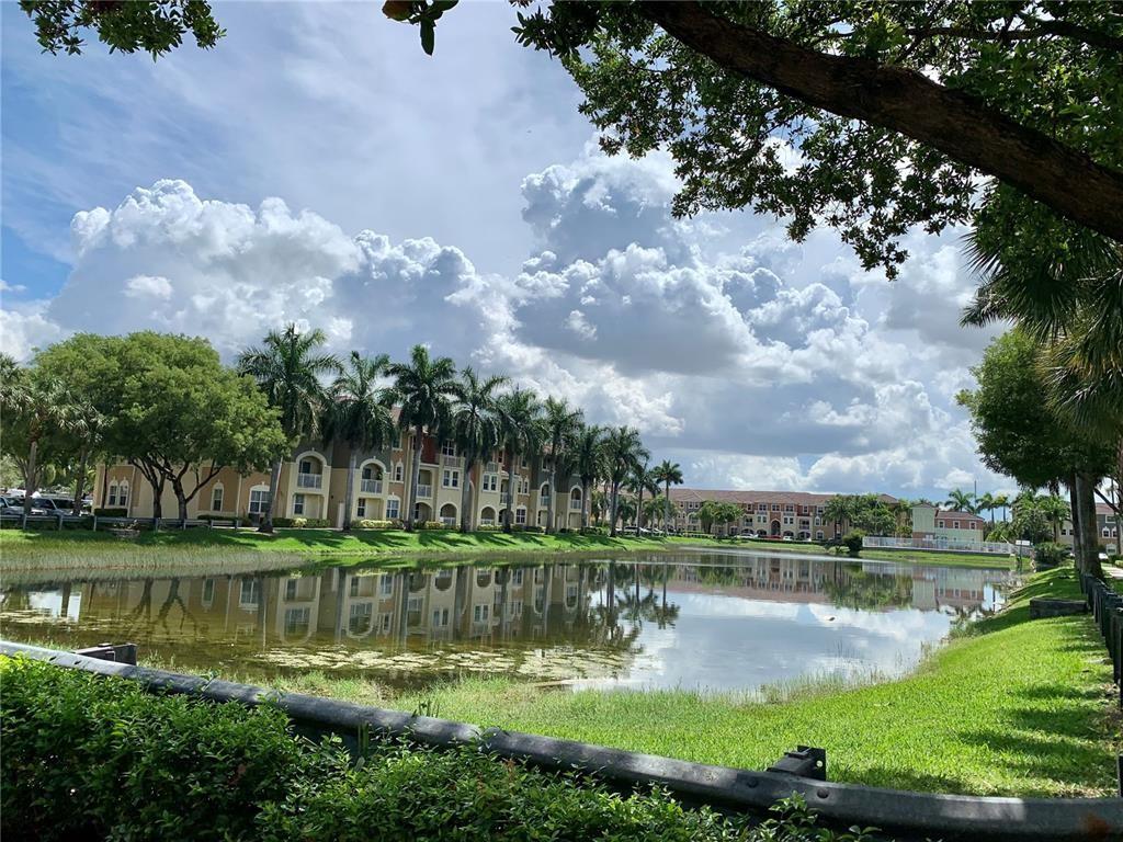 CORONADO AT DORAL III CON - Residential Lease