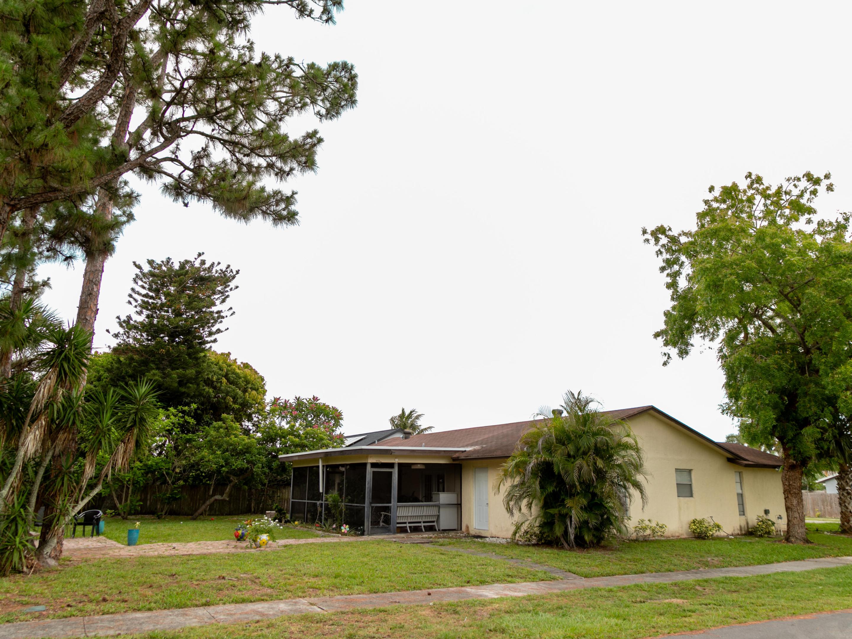 5122 Ouachita Drive