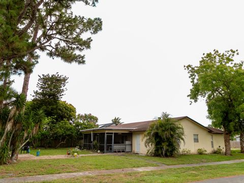 Tiny photo for 5122 Ouachita Drive, Lake Worth, FL 33467 (MLS # B26035100)