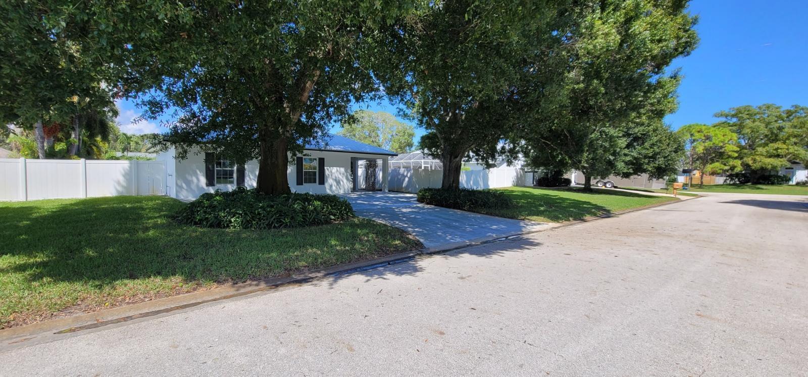VERO BEACH HIGHLANDS UNIT 4 - Residential