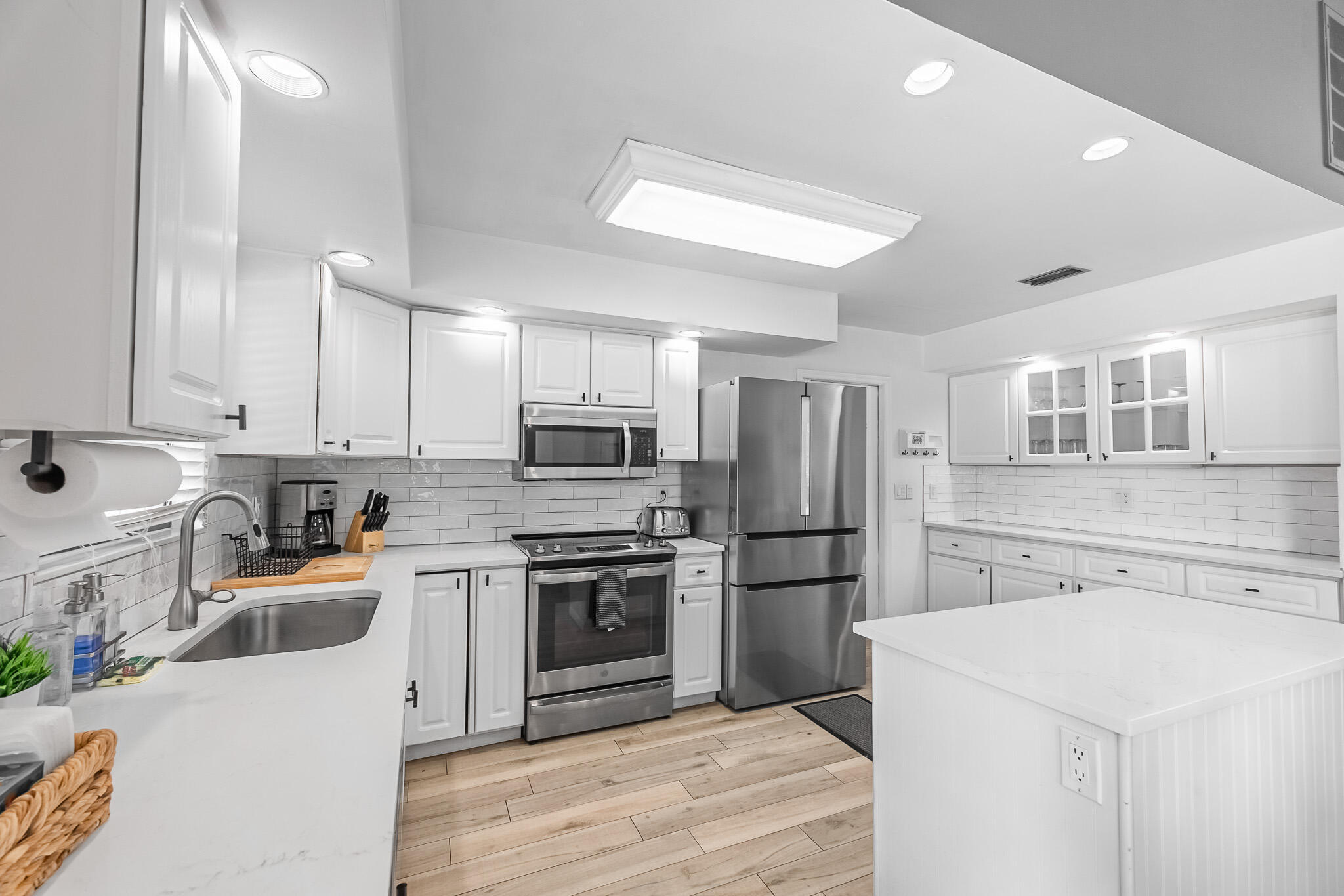 VERO BEACH HIGHLANDS UNIT 4 - Residential