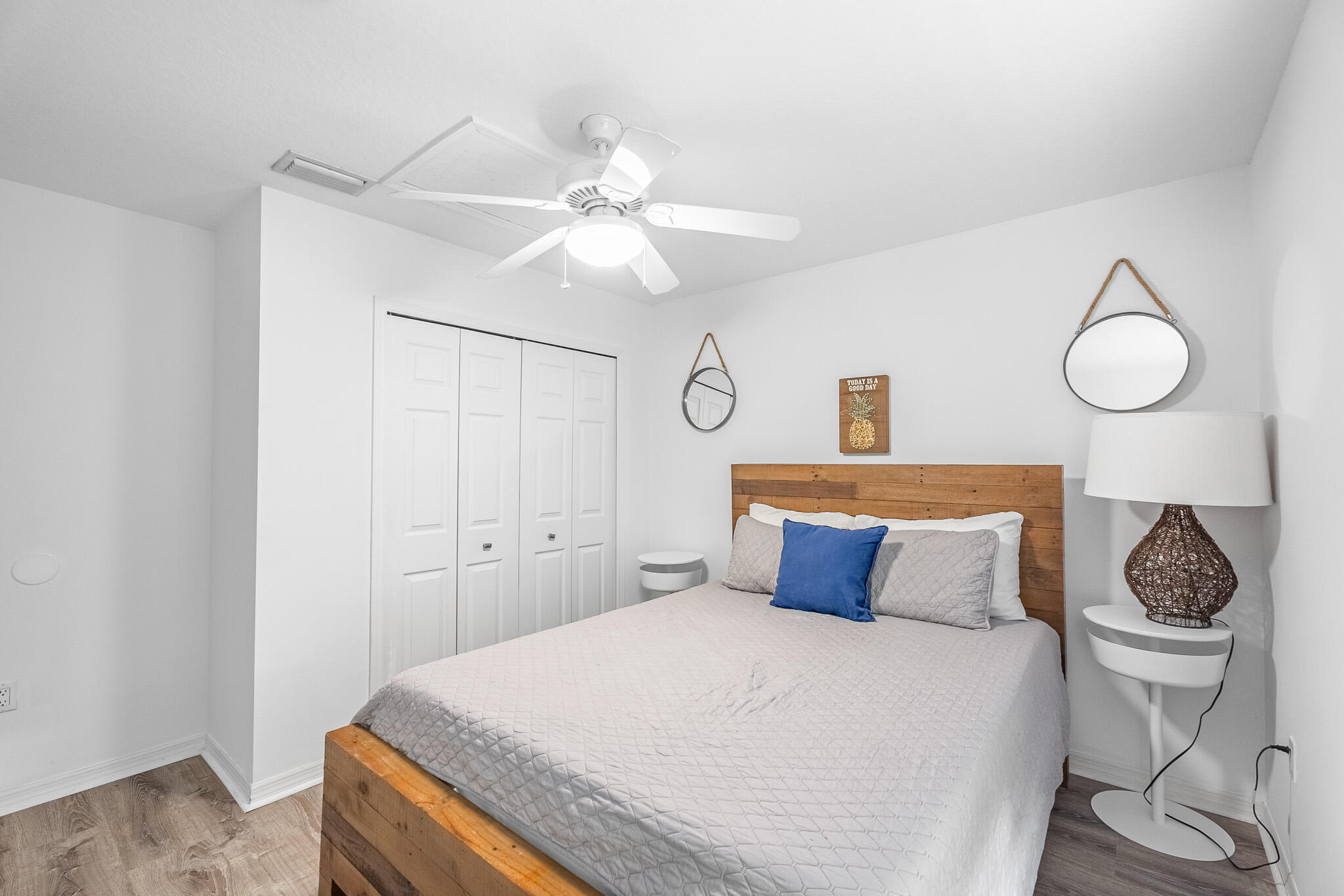 VERO BEACH HIGHLANDS UNIT 4 - Residential