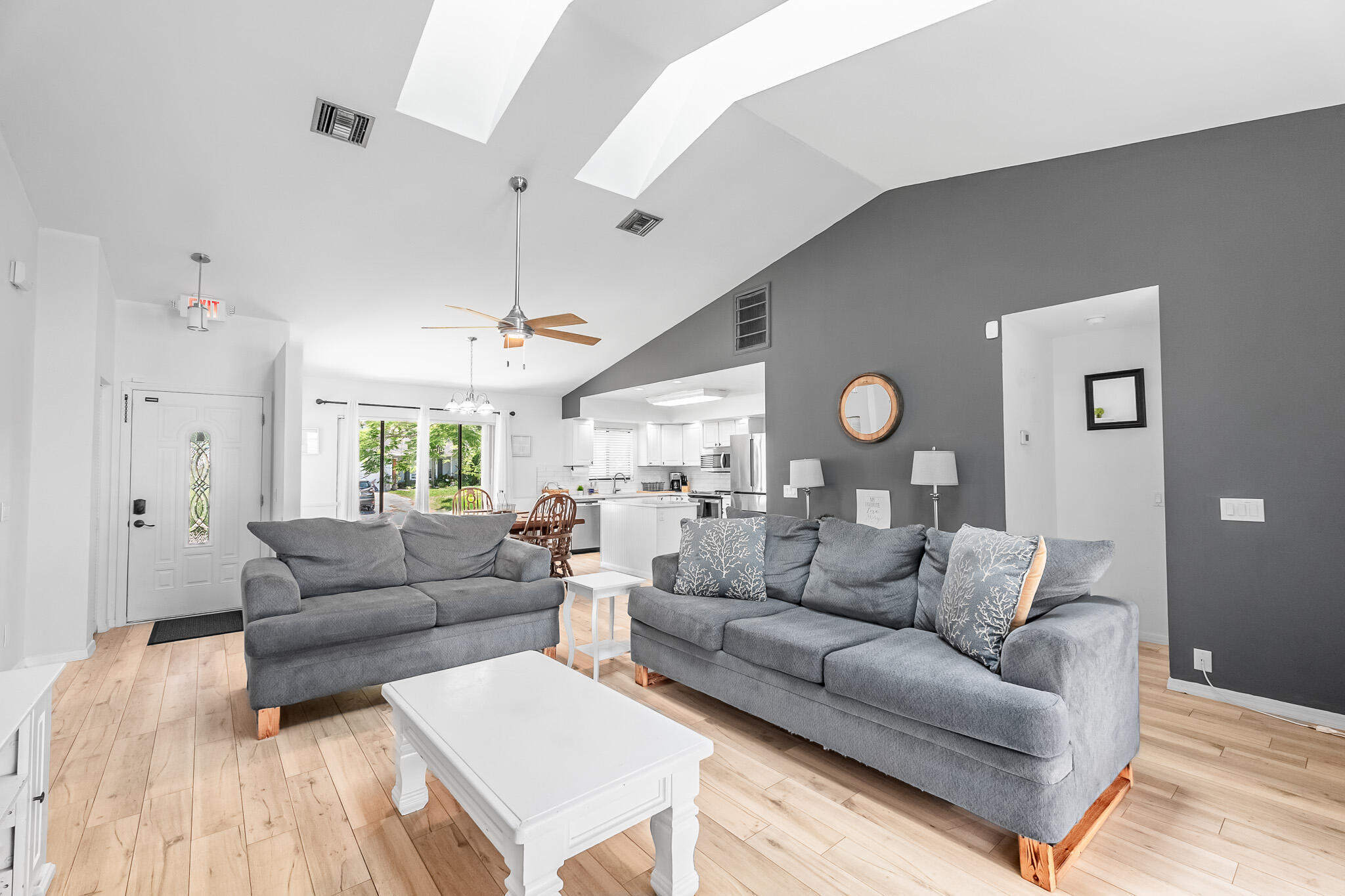 VERO BEACH HIGHLANDS UNIT 4 - Residential