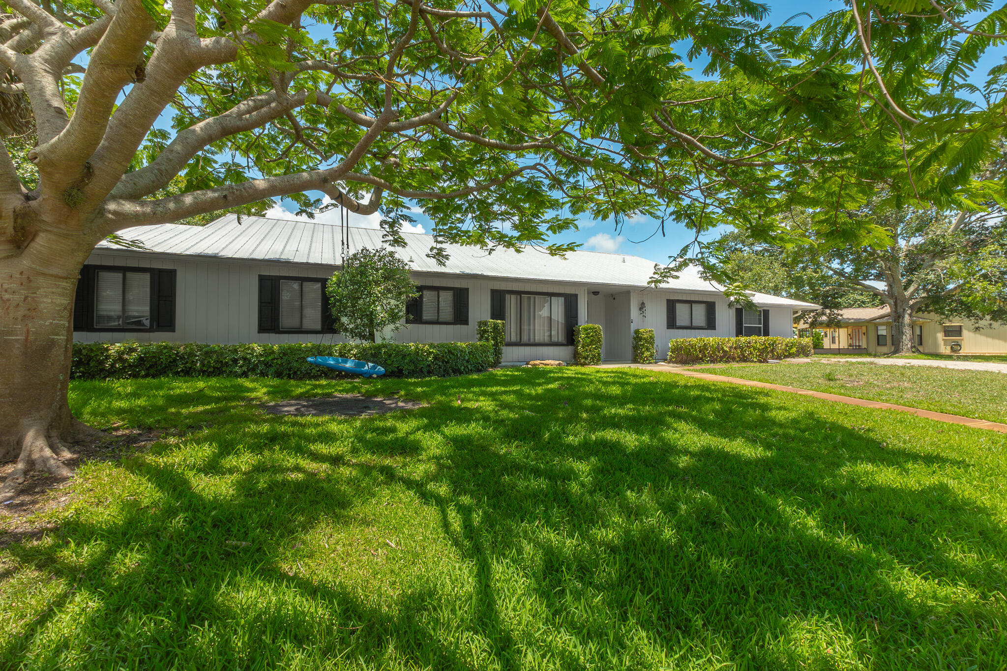 VERO BEACH HIGHLANDS UNIT 4 - Residential