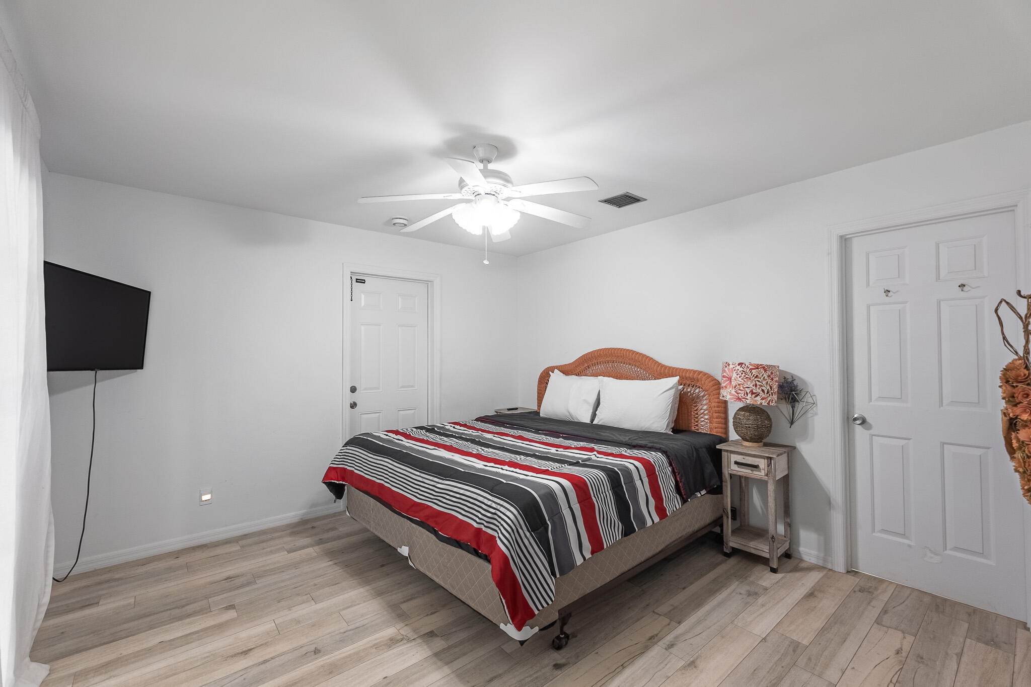 VERO BEACH HIGHLANDS UNIT 4 - Residential