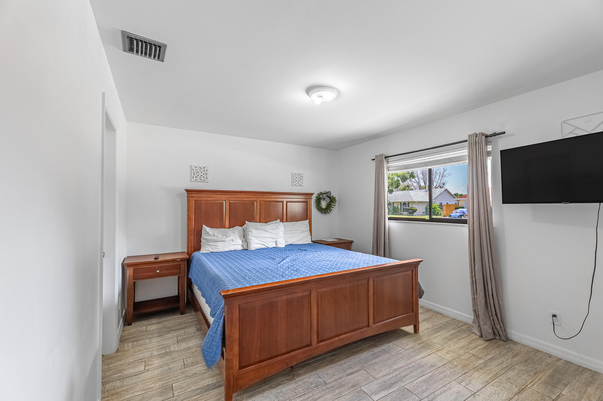 VERO BEACH HIGHLANDS UNIT 4 - Residential