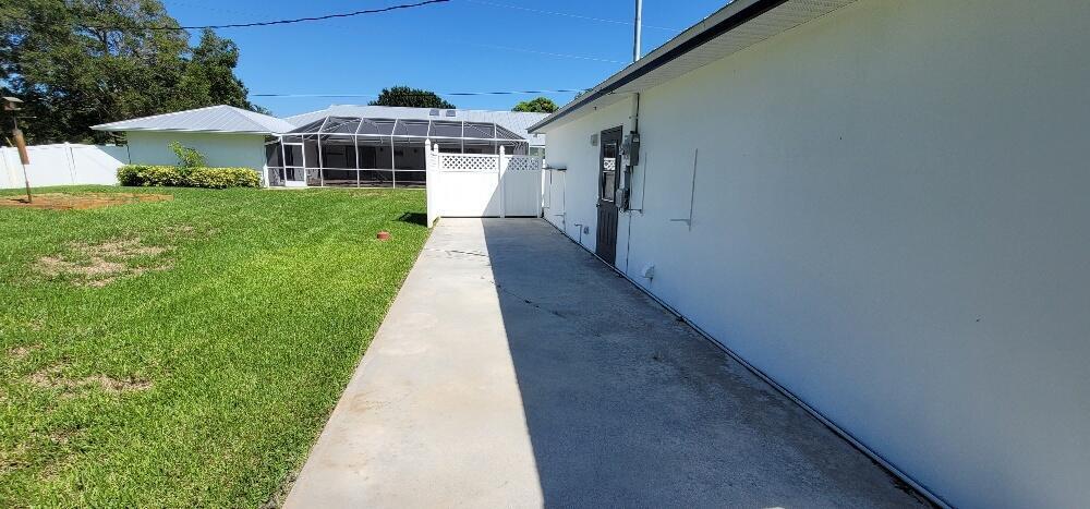 VERO BEACH HIGHLANDS UNIT 4 - Residential