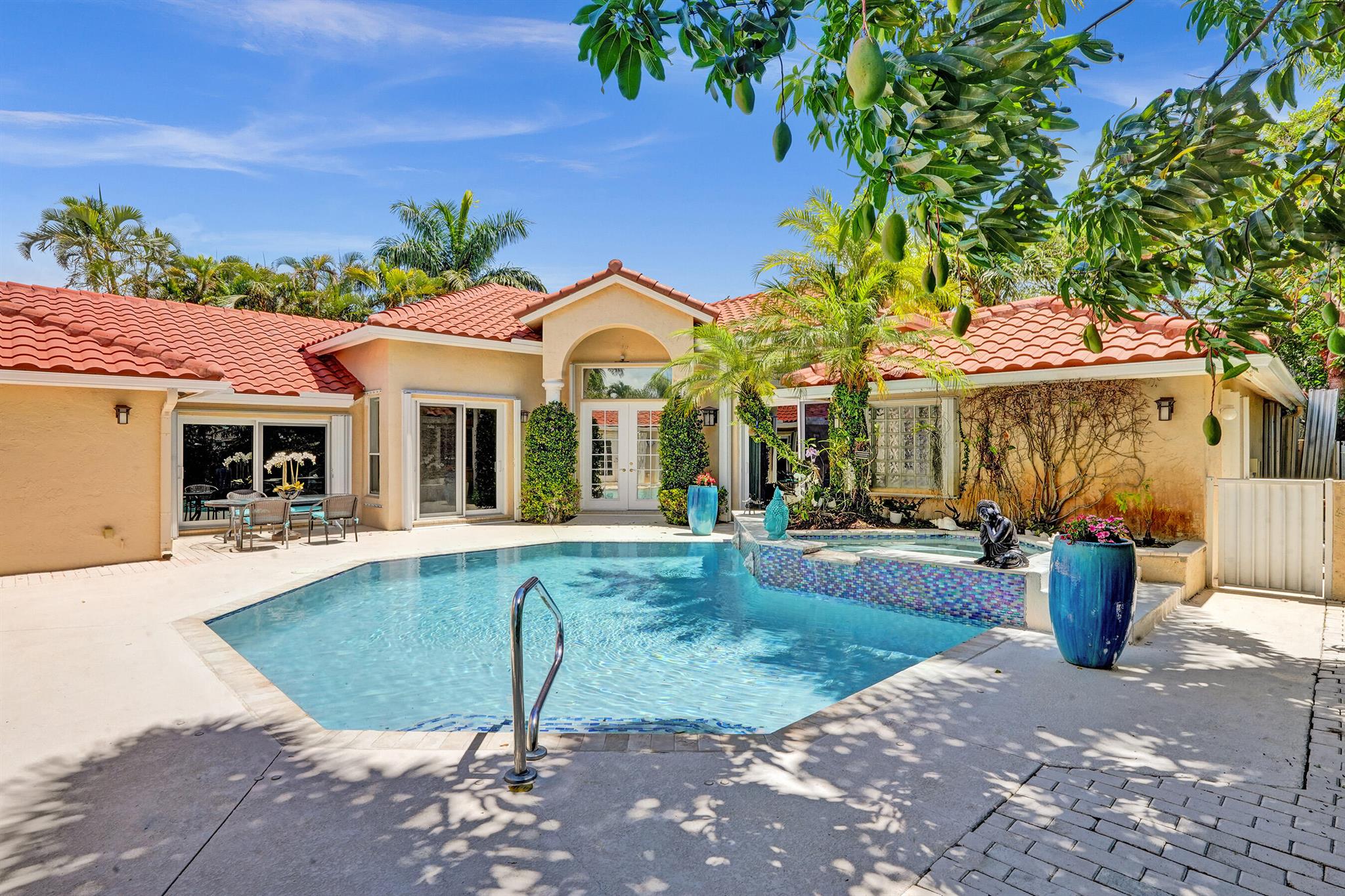 19262 Redberry Court