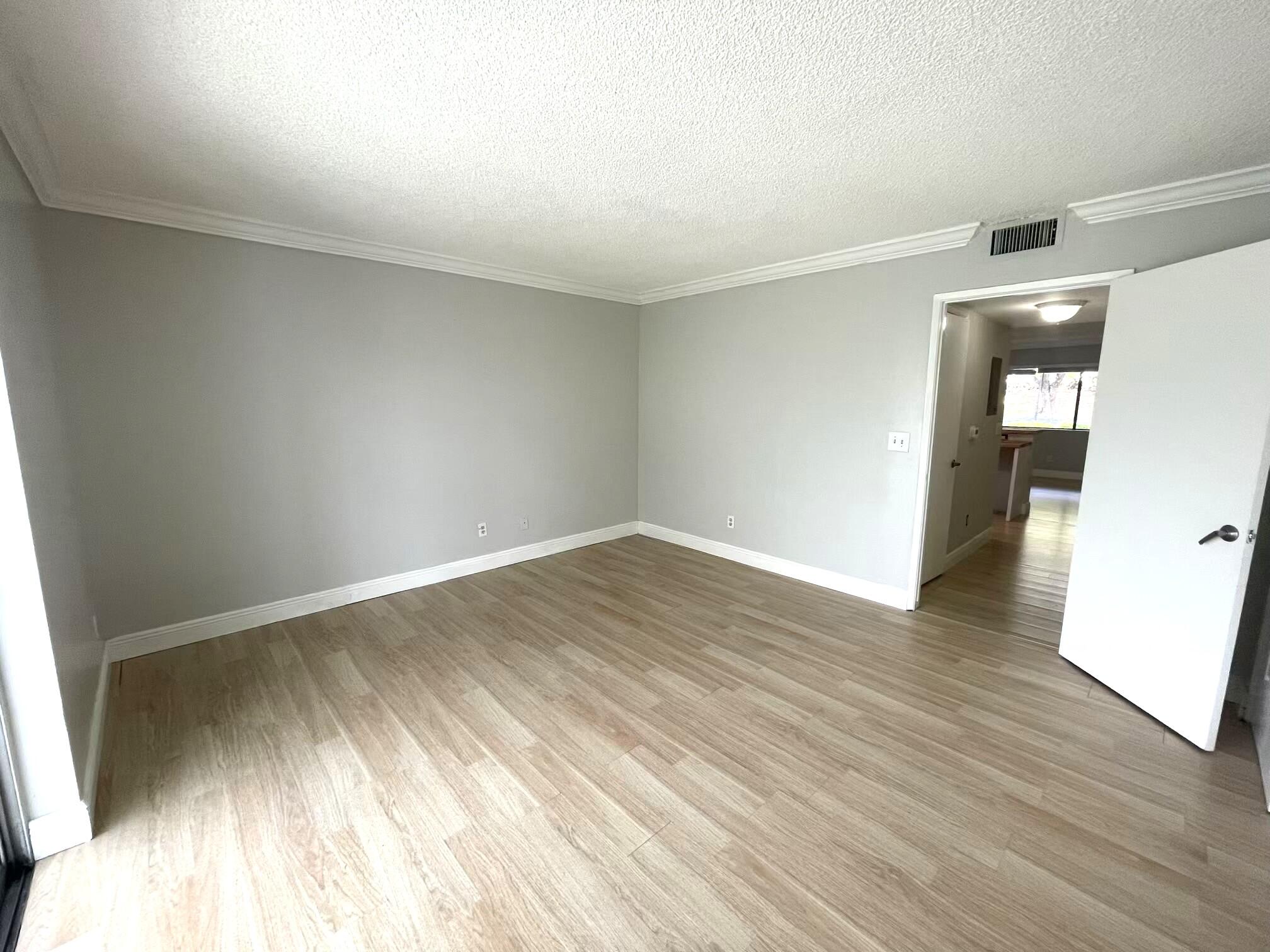 MEADOWS ON THE GREEN CONDO - Residential