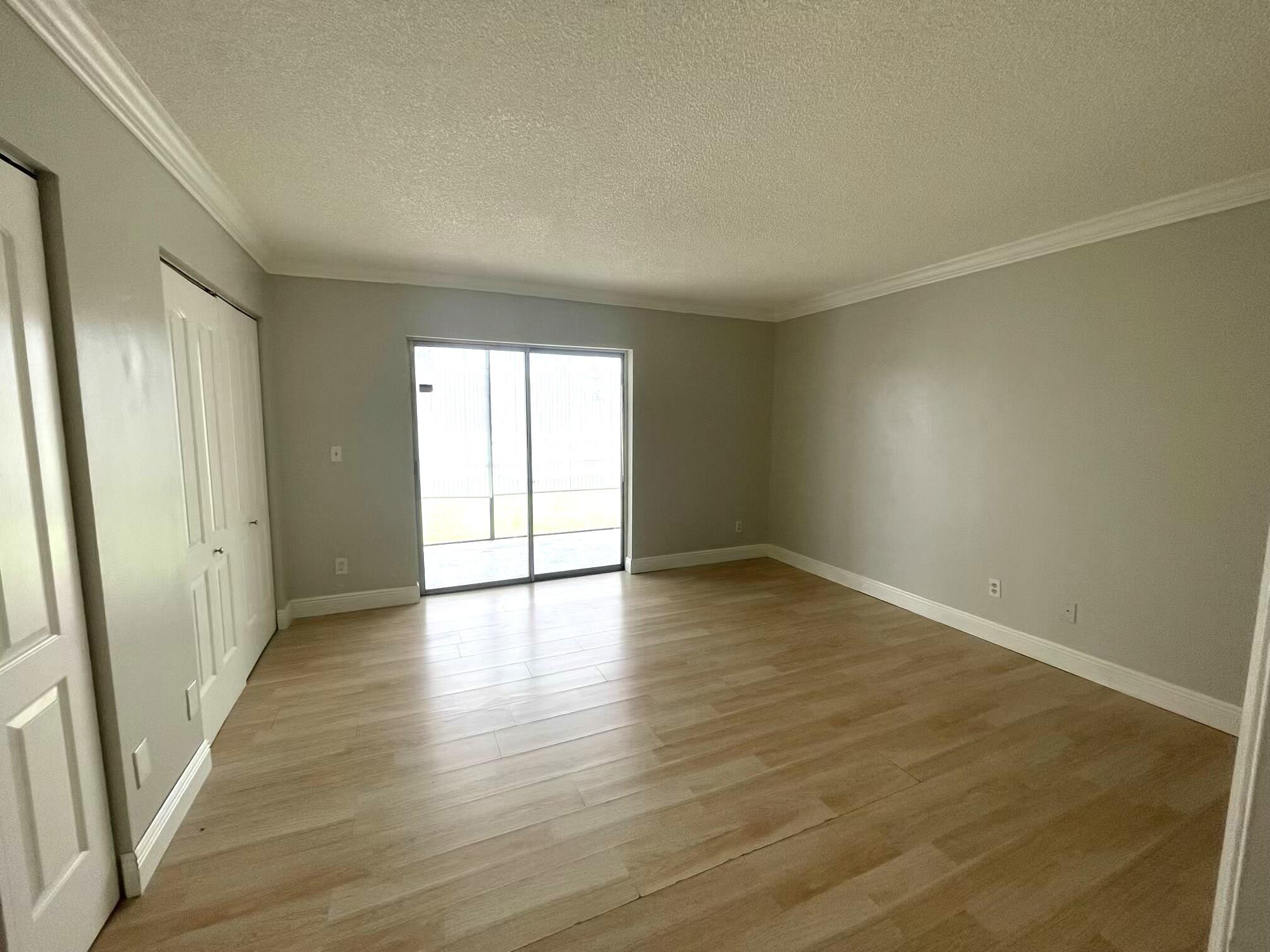 MEADOWS ON THE GREEN CONDO - Residential