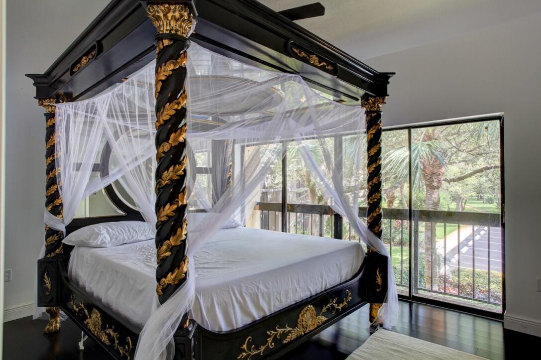 QUAIL RUN VILLAGE - Residential