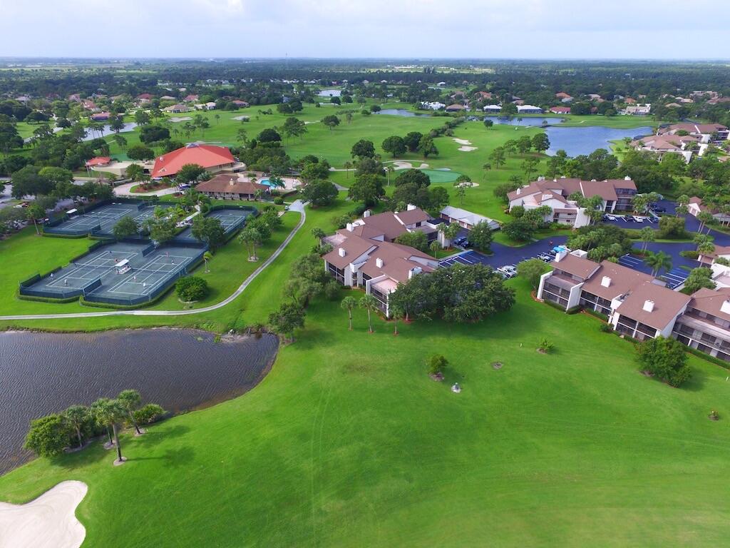 QUAIL RUN VILLAGE - Residential