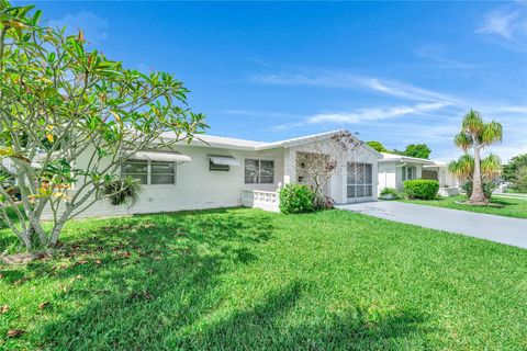 7106 NW 72nd St Tamarac FL 33321