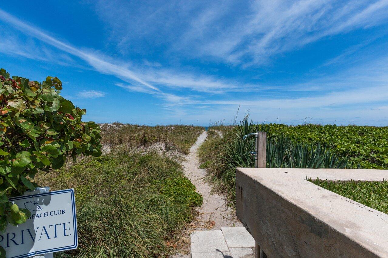 DELRAY BEACH CLUB APTS CONDO - Residential