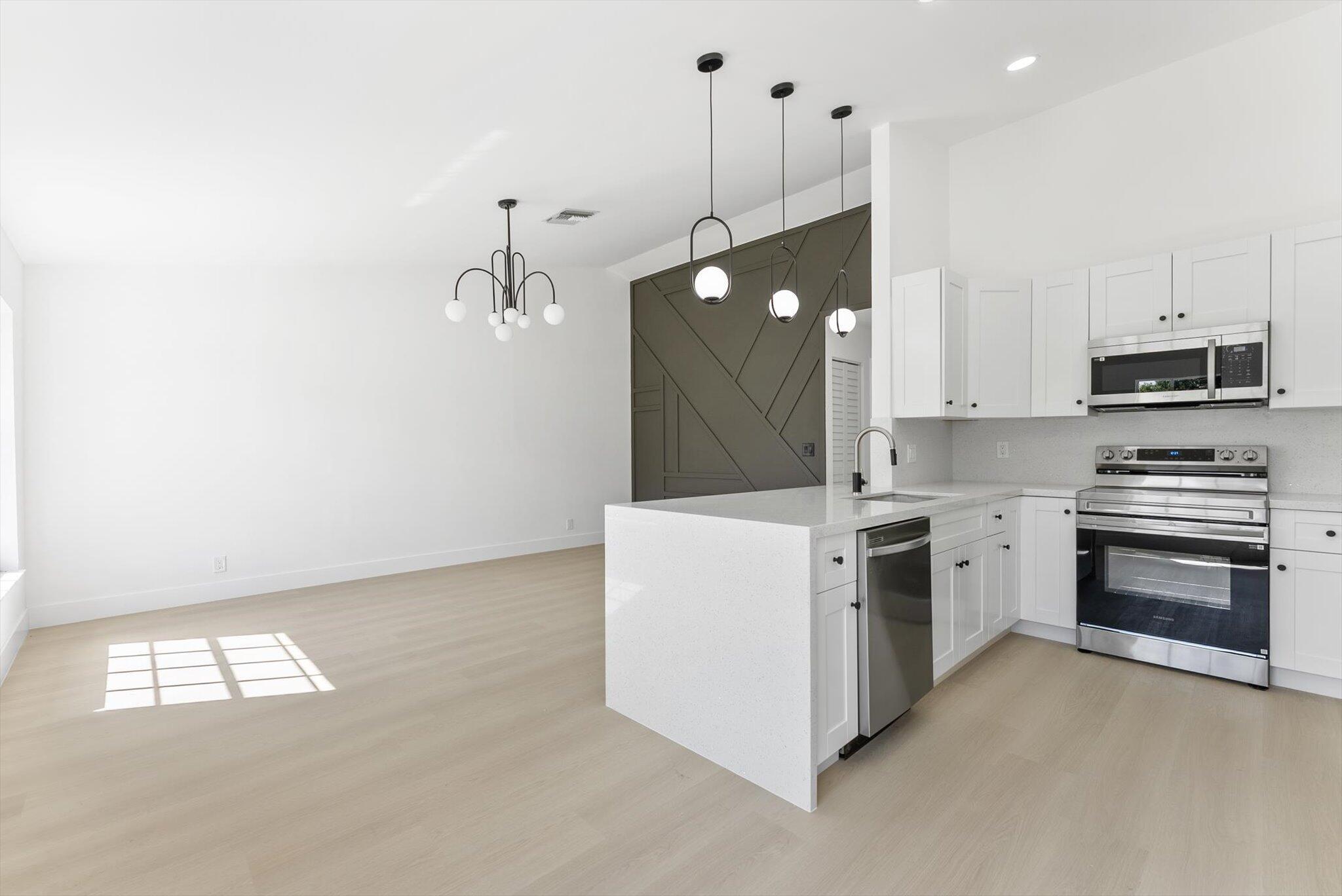 COUNTERPOINT ESTS PL 14 - Residential