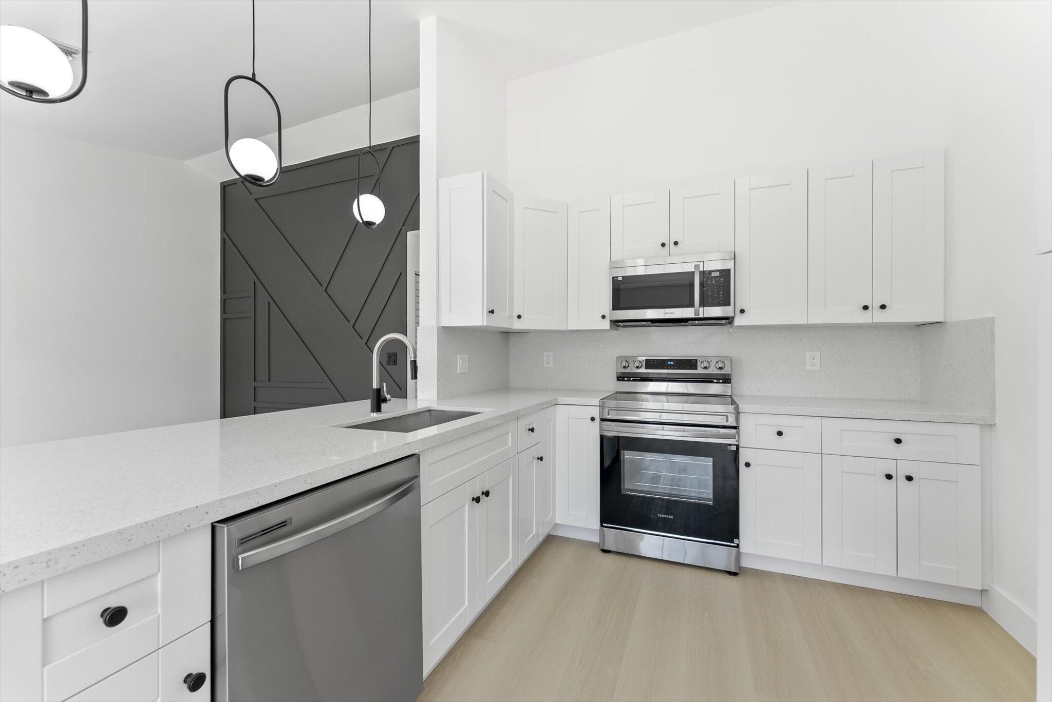 COUNTERPOINT ESTS PL 14 - Residential