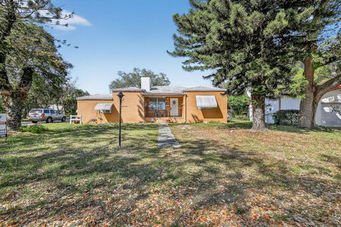 707 NE 113th Street Biscayne Park FL 33161