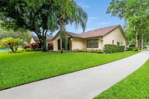 Tiny photo for 2588 Blue Sage Avenue, Coconut Creek, FL 33063 (MLS # B26083857)