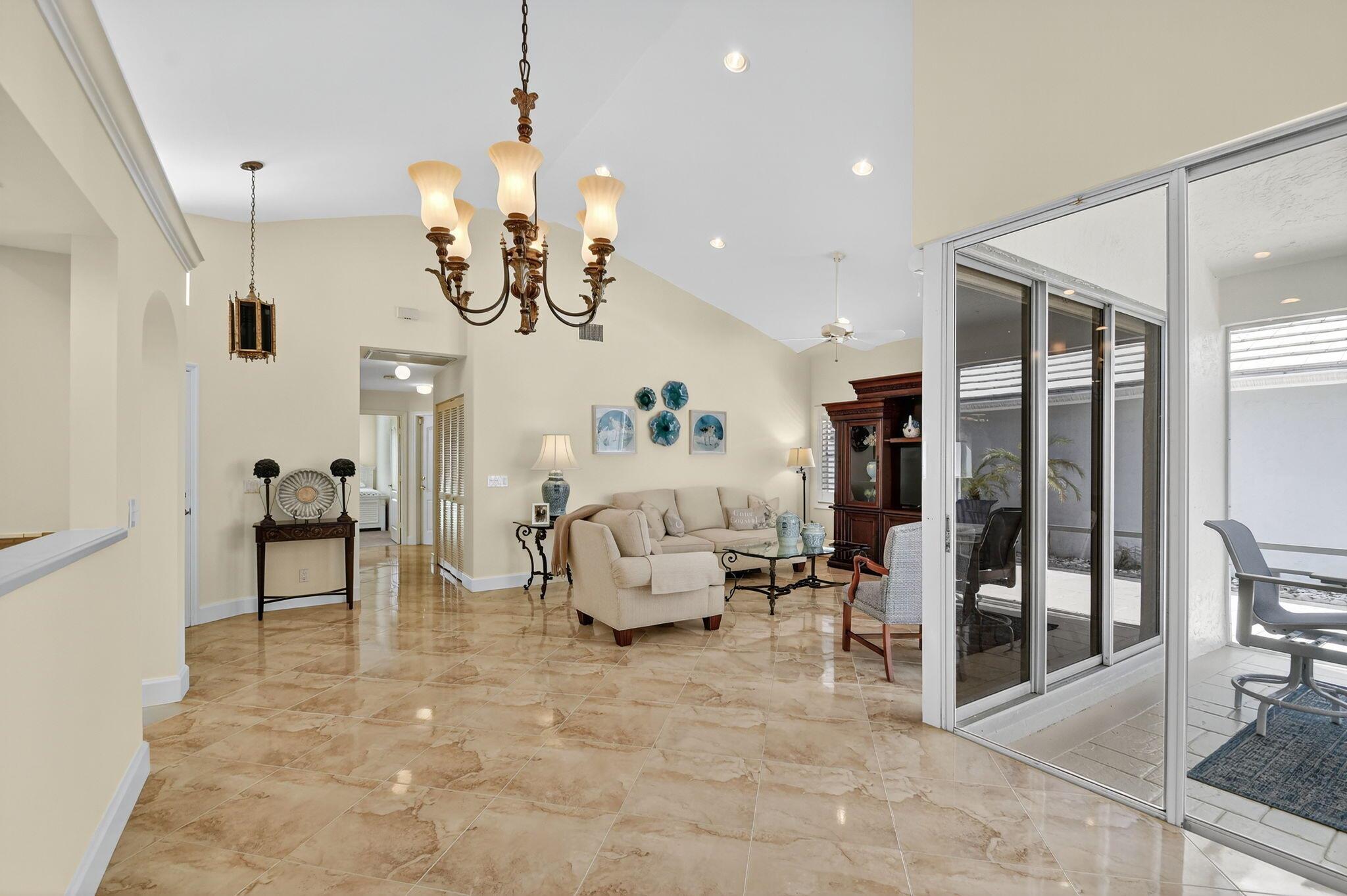 BREAKERS WEST - Residential