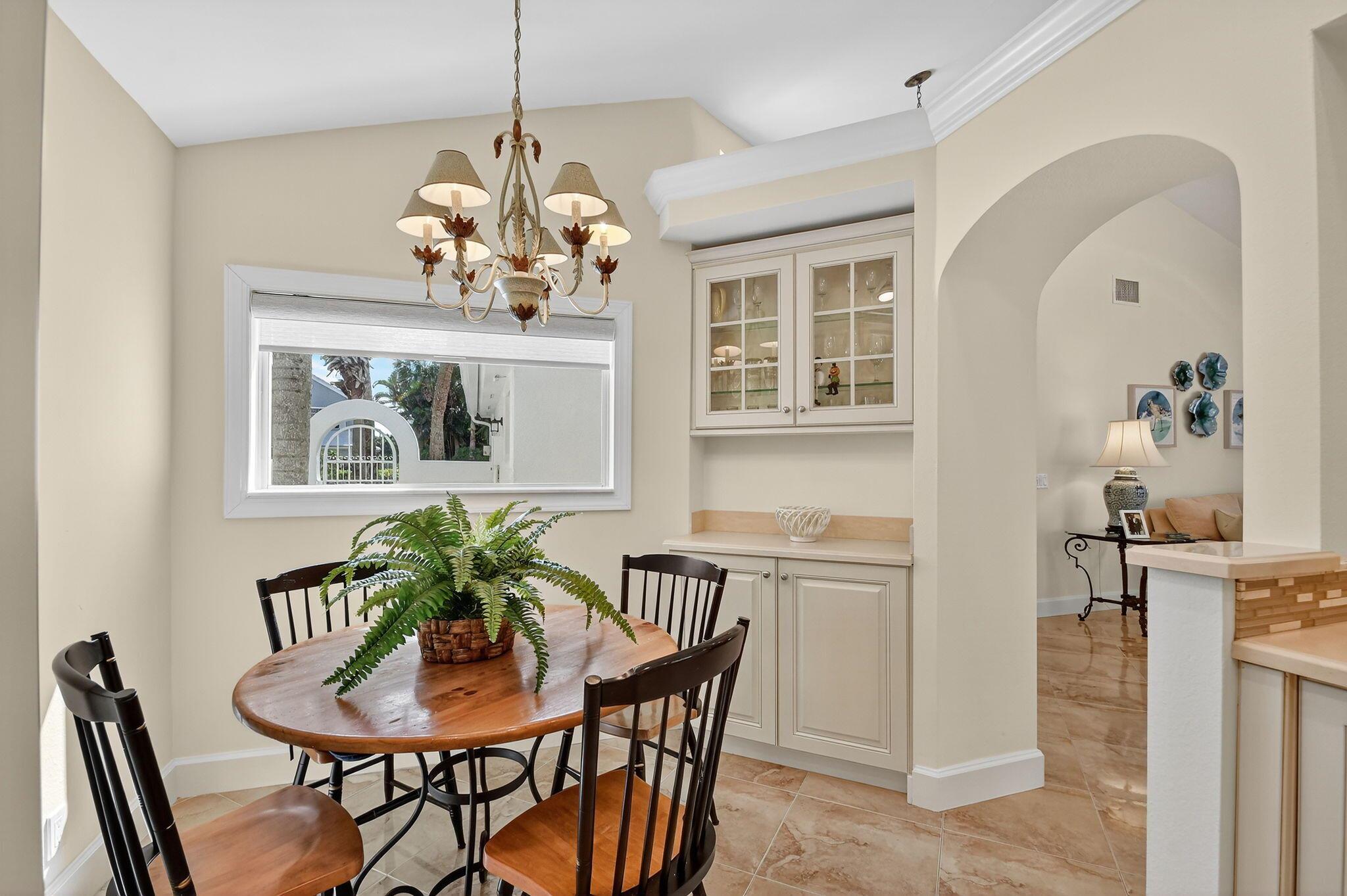 BREAKERS WEST - Residential