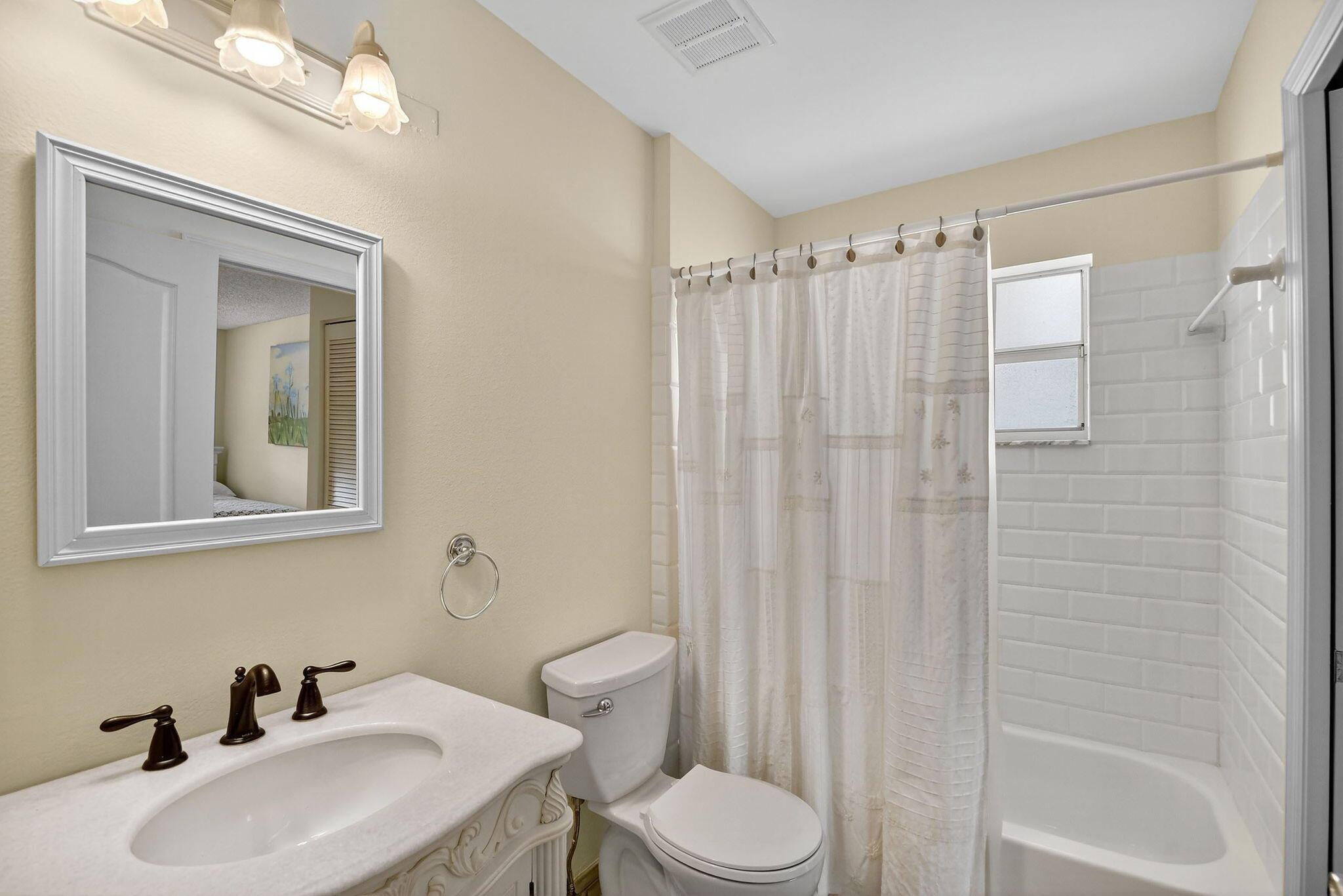 BREAKERS WEST - Residential