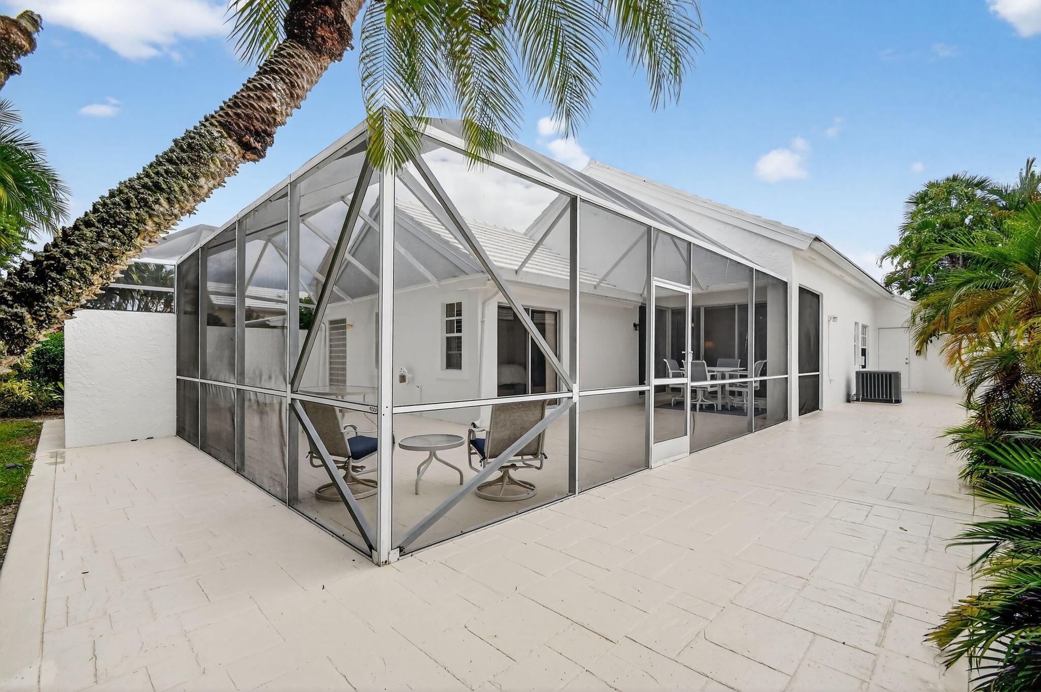 BREAKERS WEST - Residential