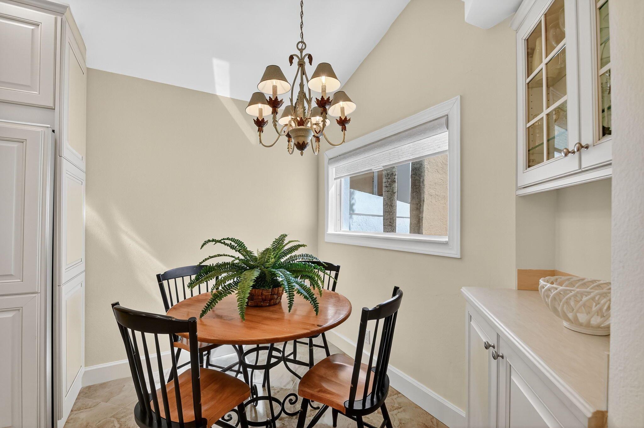 BREAKERS WEST - Residential