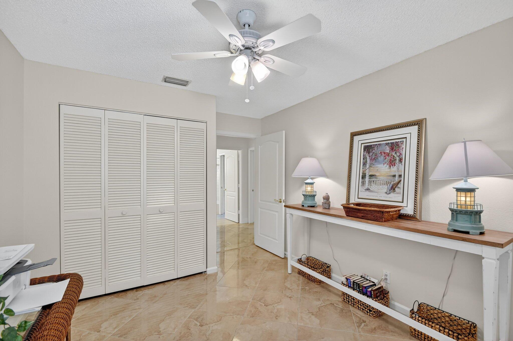 BREAKERS WEST - Residential