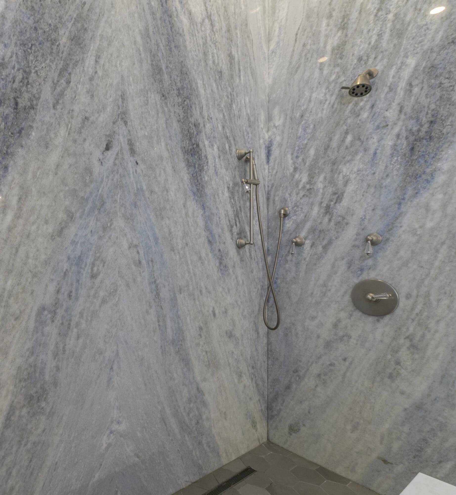 PADDOCK PARK 2 OF WELLING - Residential Lease