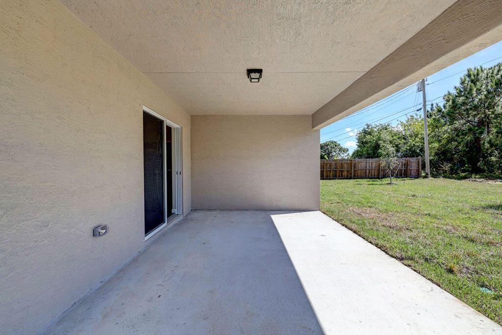 PORT SAINT LUCIE - SECTIO - Residential Lease