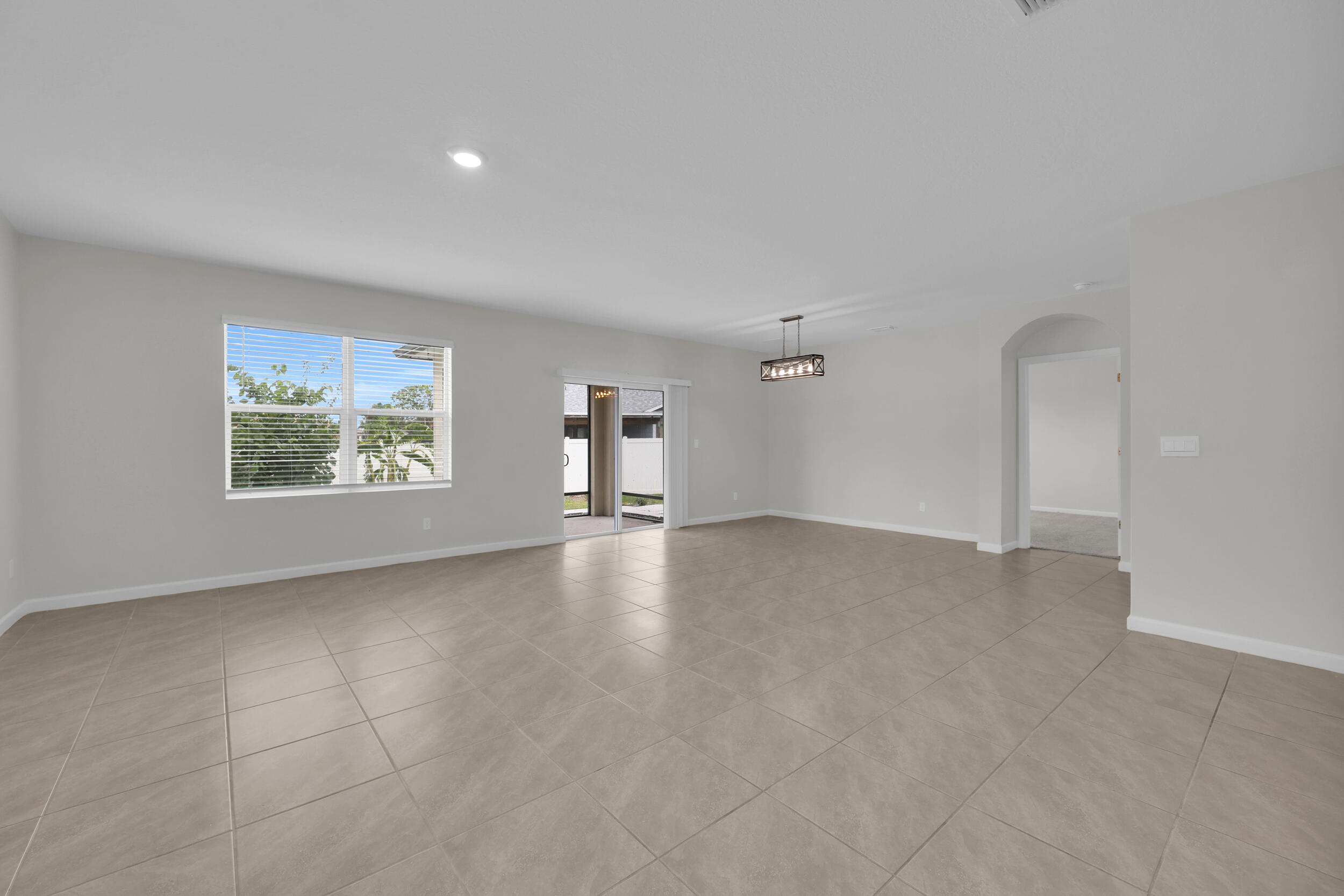 213 SW Tot Court