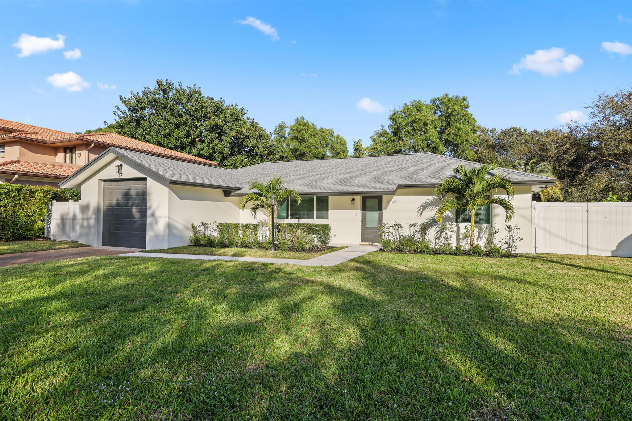 632 E Conference Drive