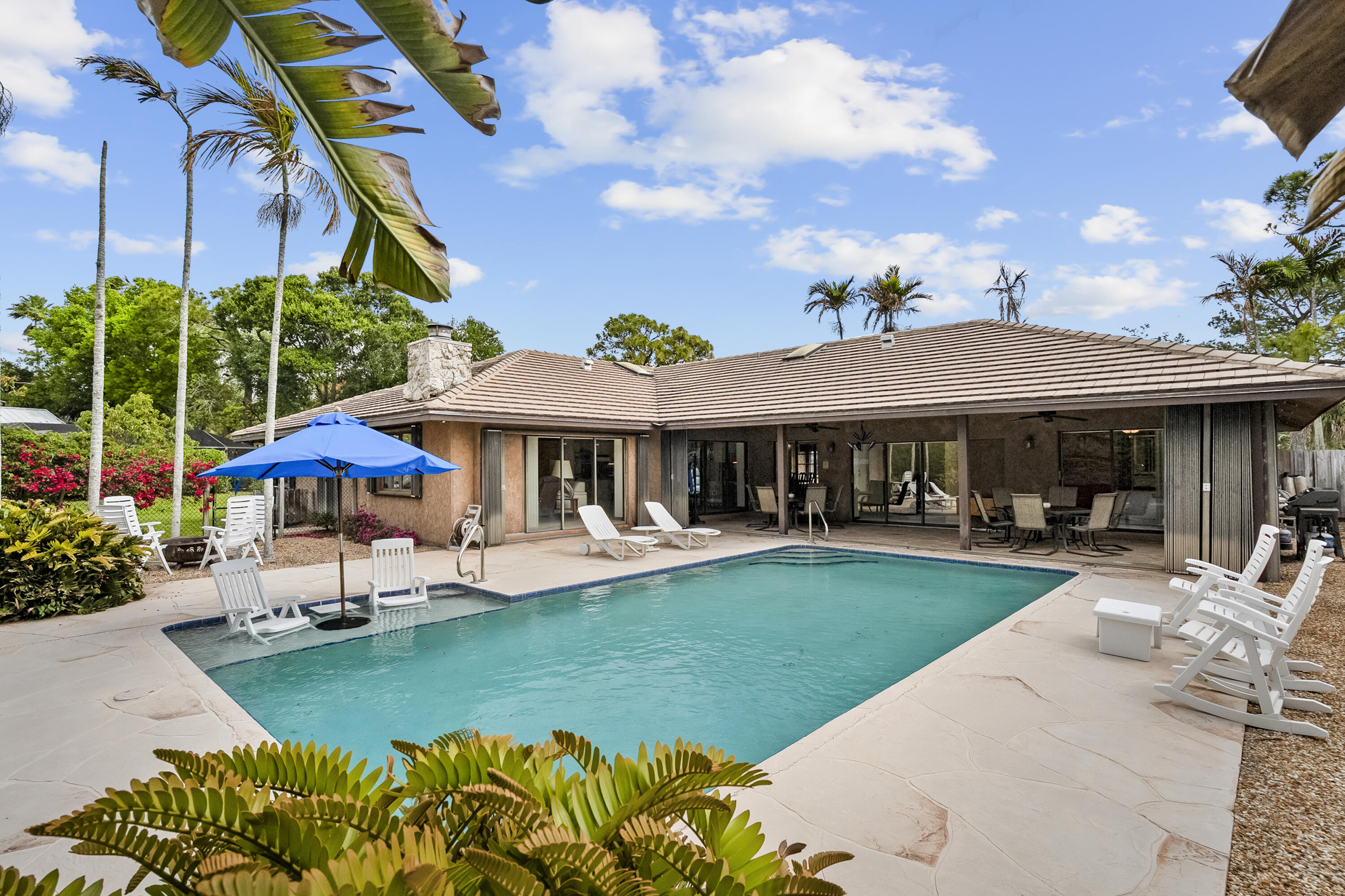 18815 S Golden Hawk Trail