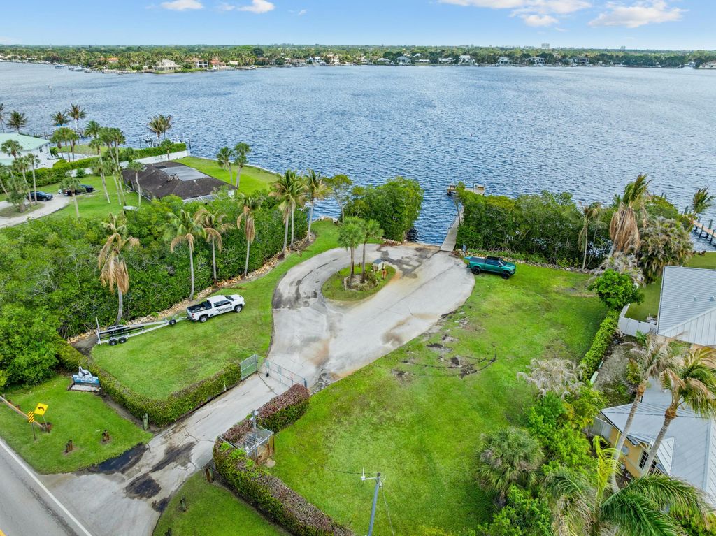 Photo of 18815 S Golden Hawk Trail, Jupiter, FL 33458 (MLS # B26014910)