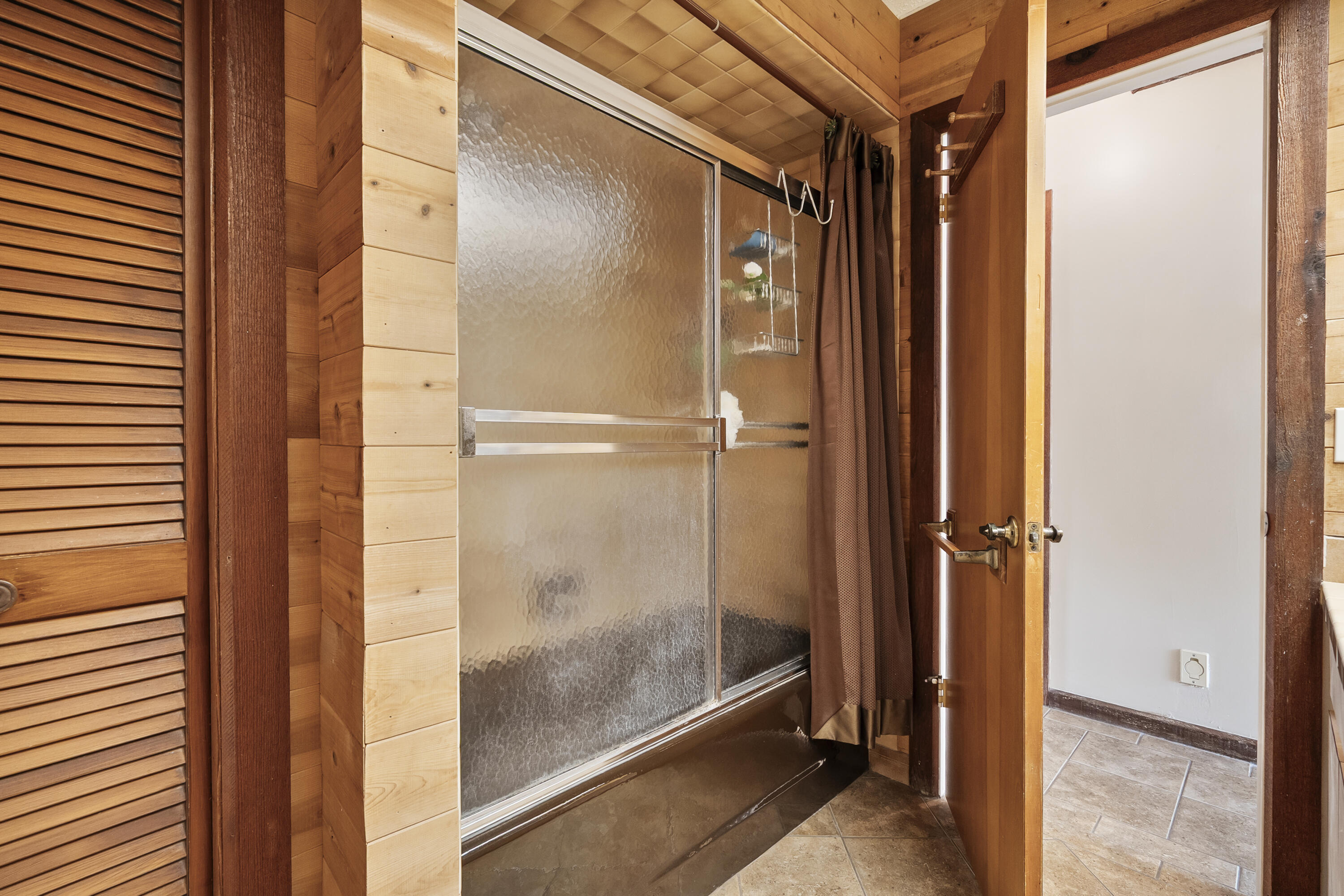 EAGLES NEST 1 - Residential