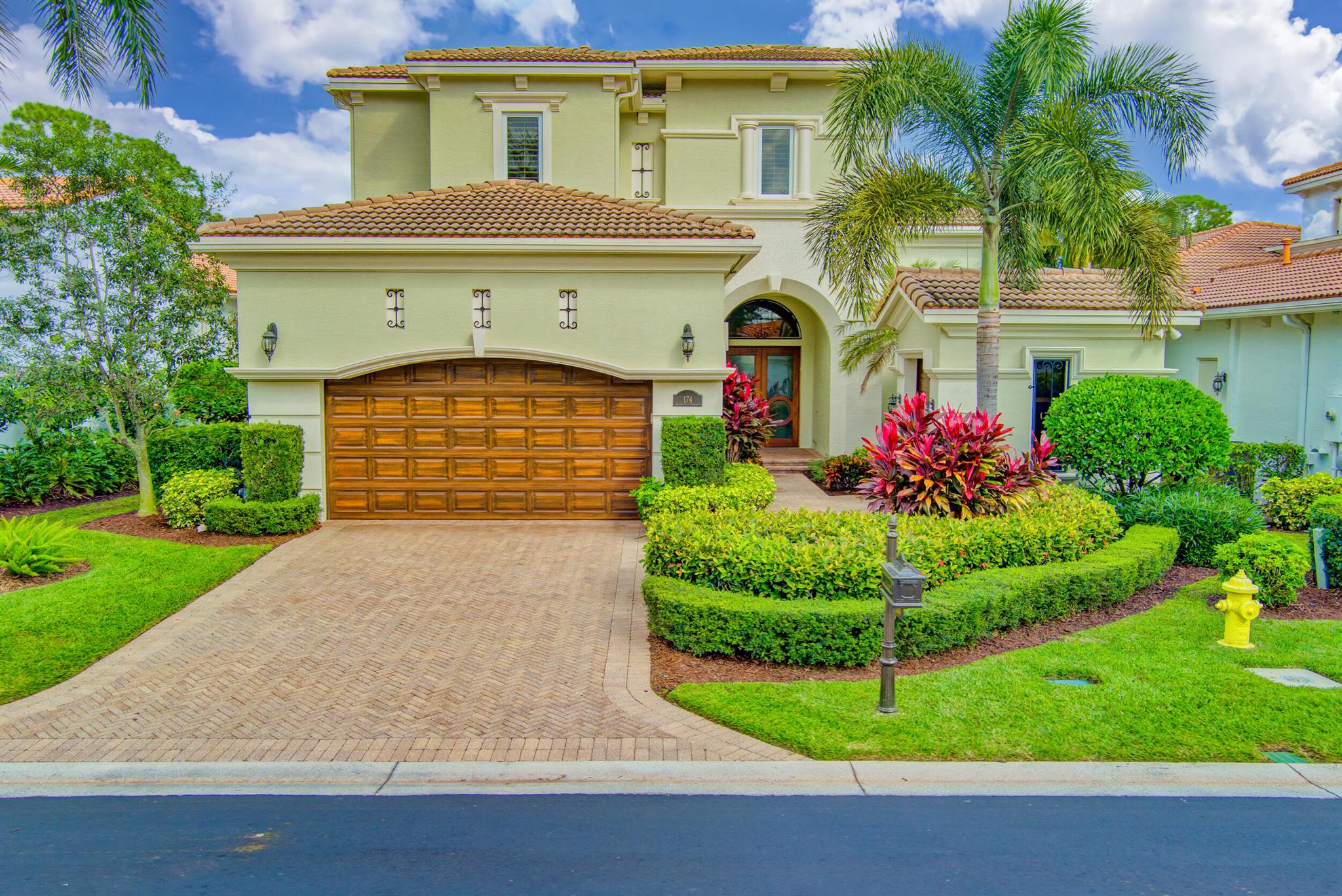 MIRASOL RIVIERA - Residential