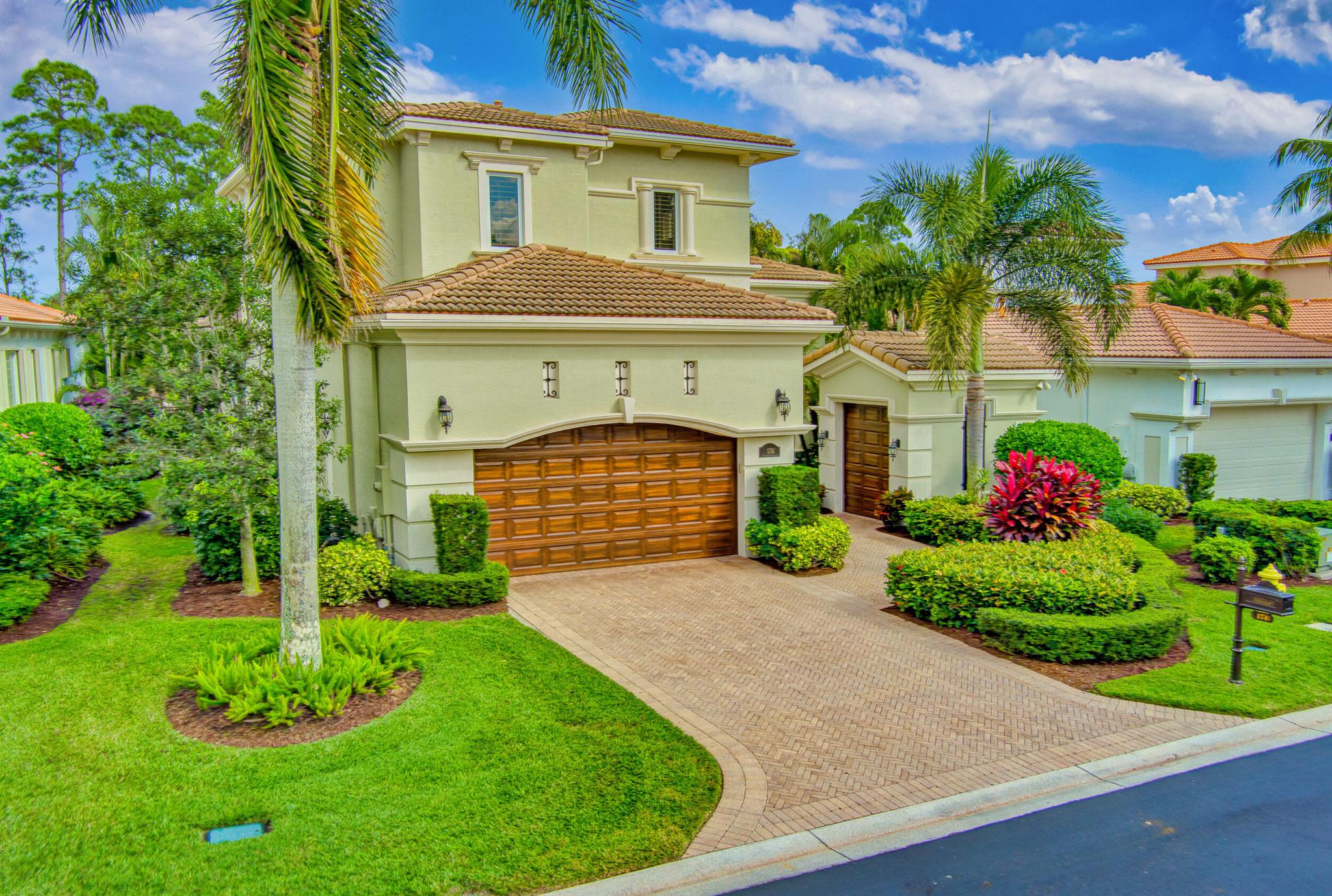 MIRASOL RIVIERA - Residential