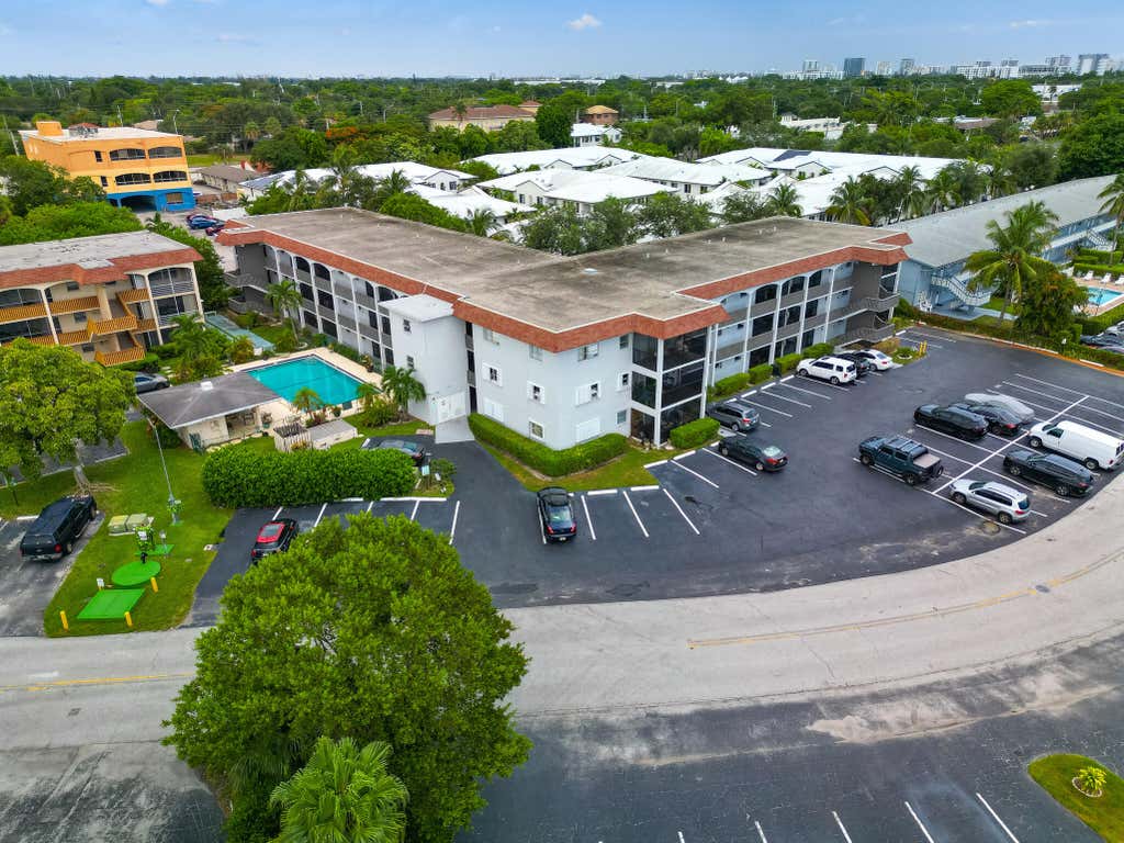 Photo of 651 PINE Drive #201, Pompano Beach, FL 33060 (MLS # B26060400)