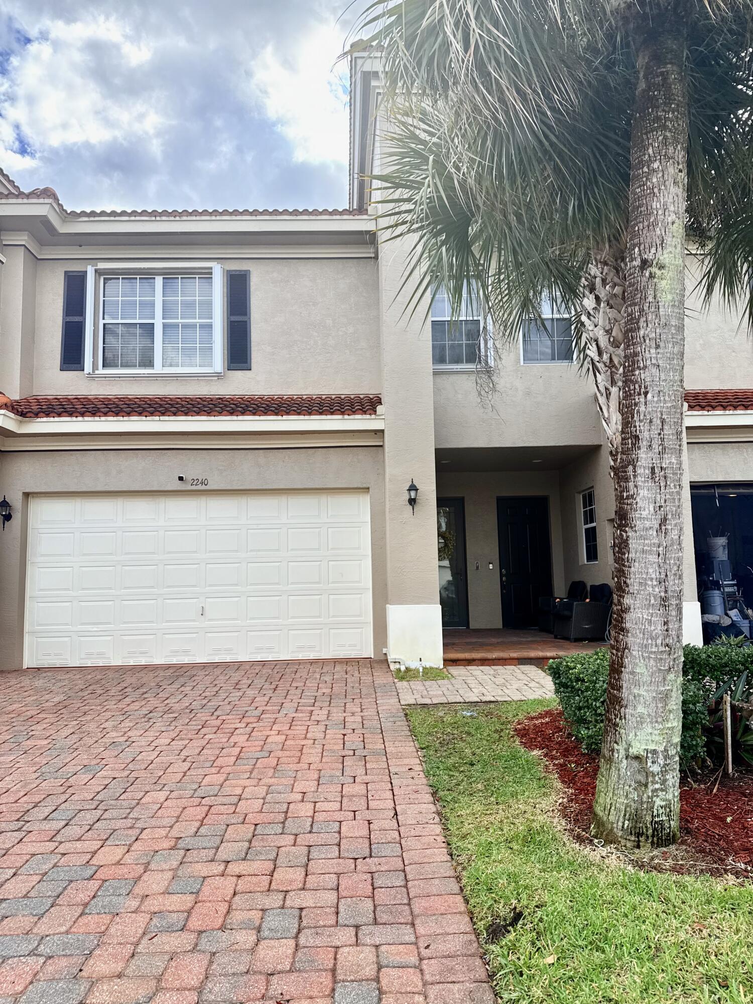 THIRD REPLAT OF PORTOFINO ISLES - Residential