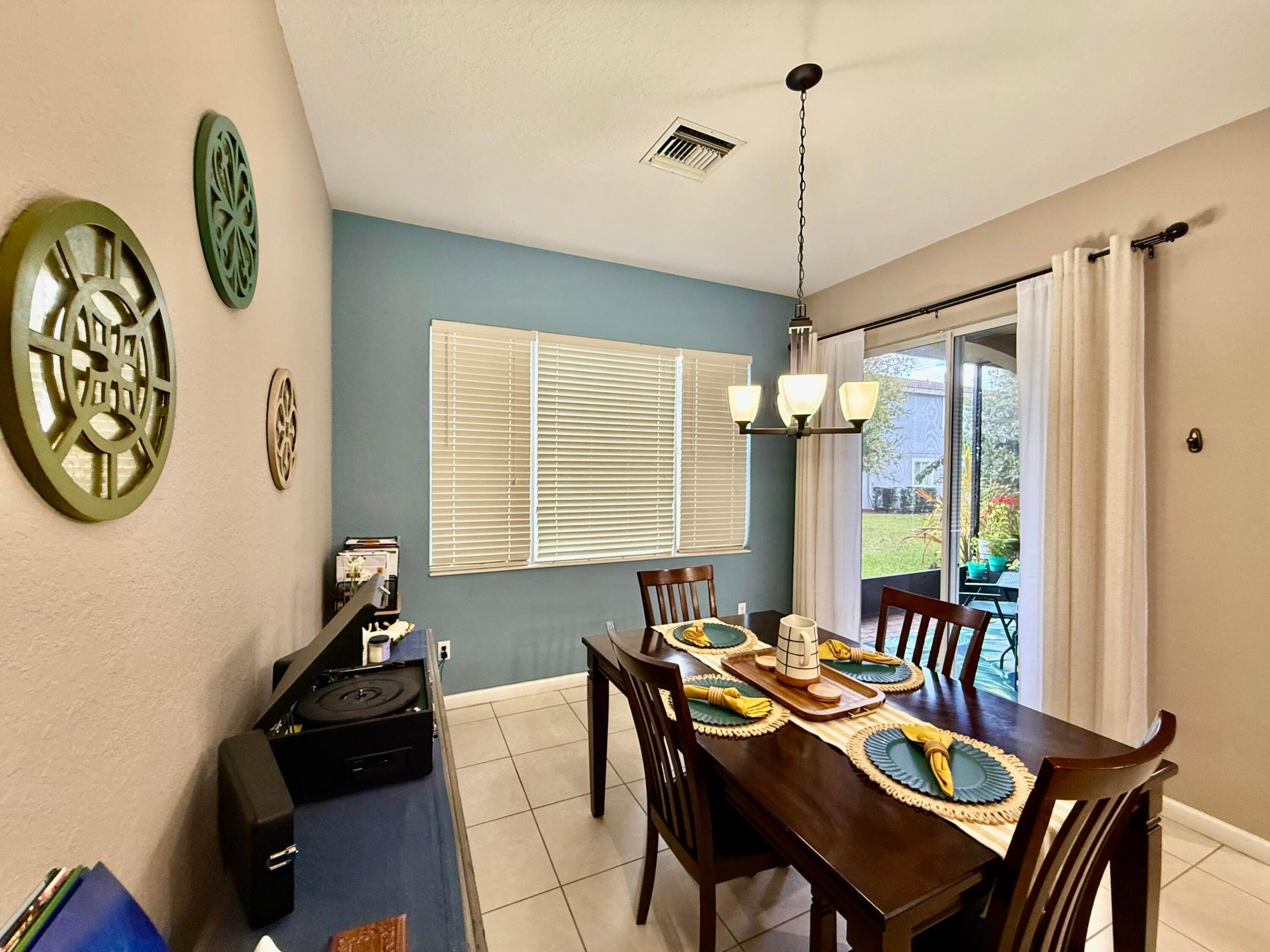 THIRD REPLAT OF PORTOFINO ISLES - Residential