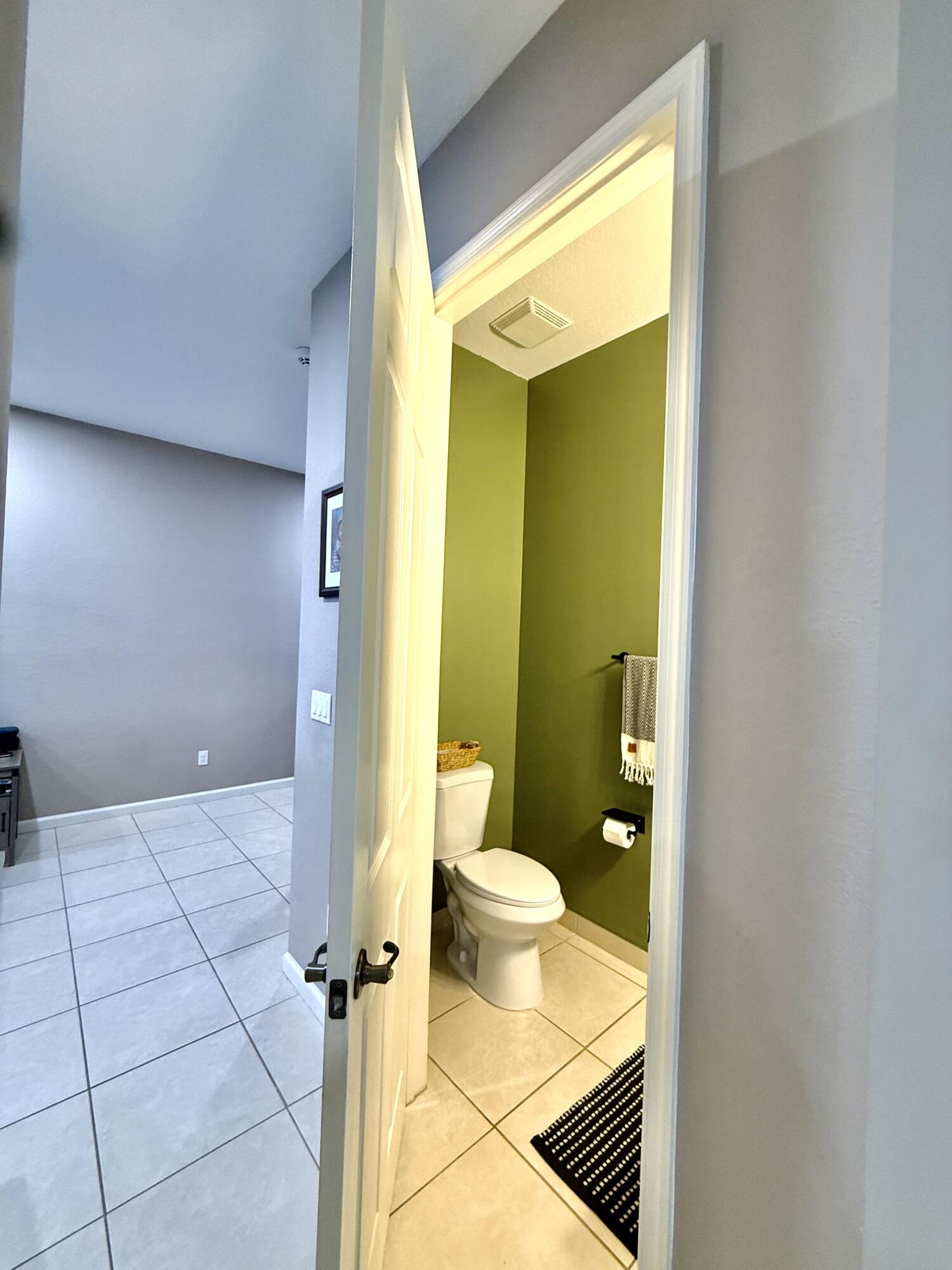 THIRD REPLAT OF PORTOFINO ISLES - Residential