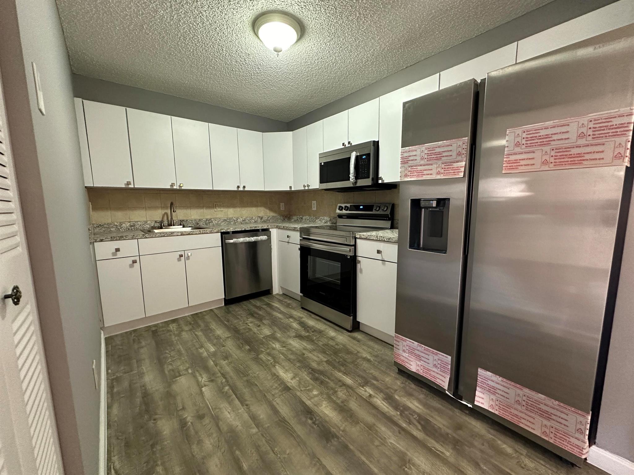 PINE GLEN AT ABBEY PARK 1 - Residential