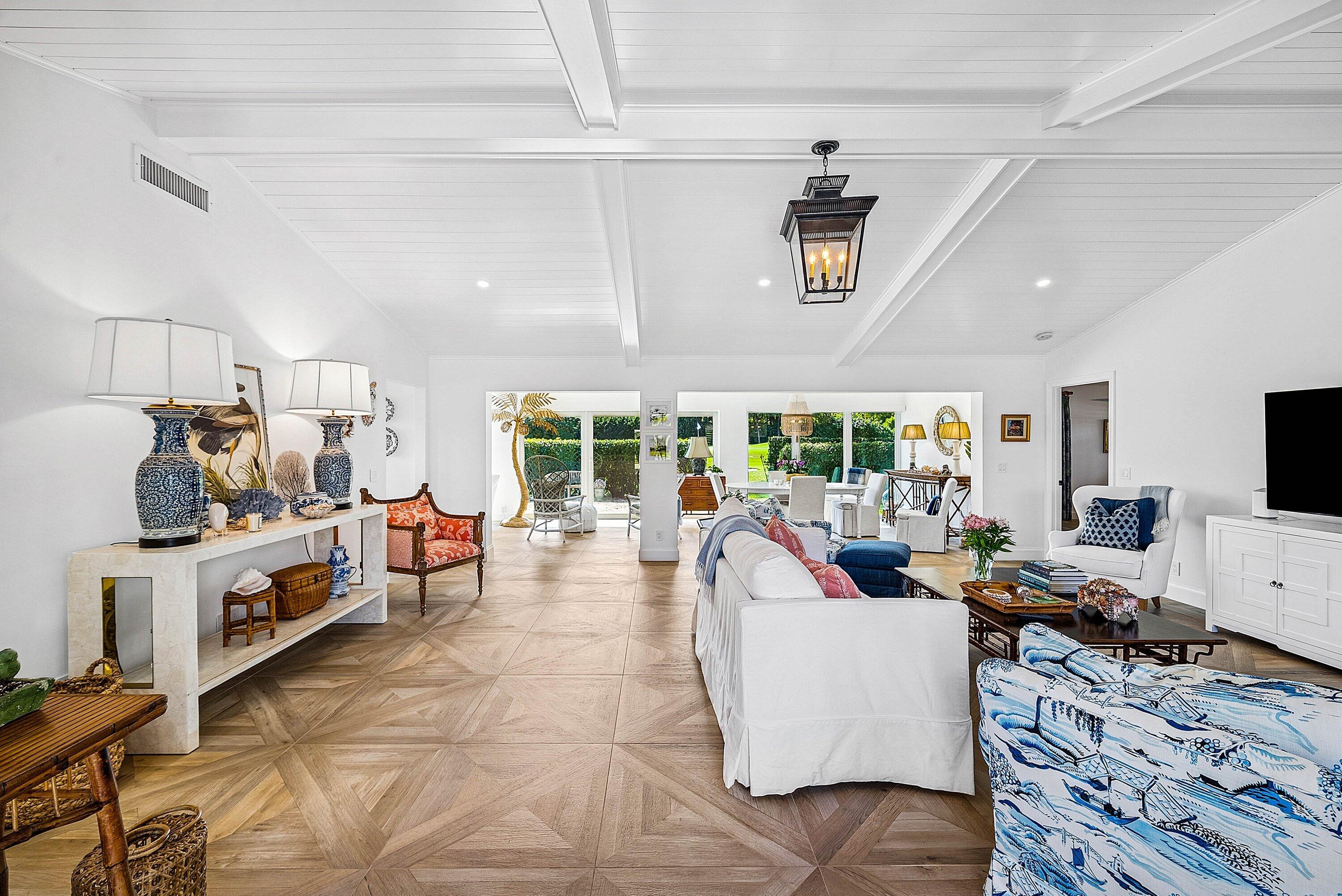 3654 Royal Tern Circle