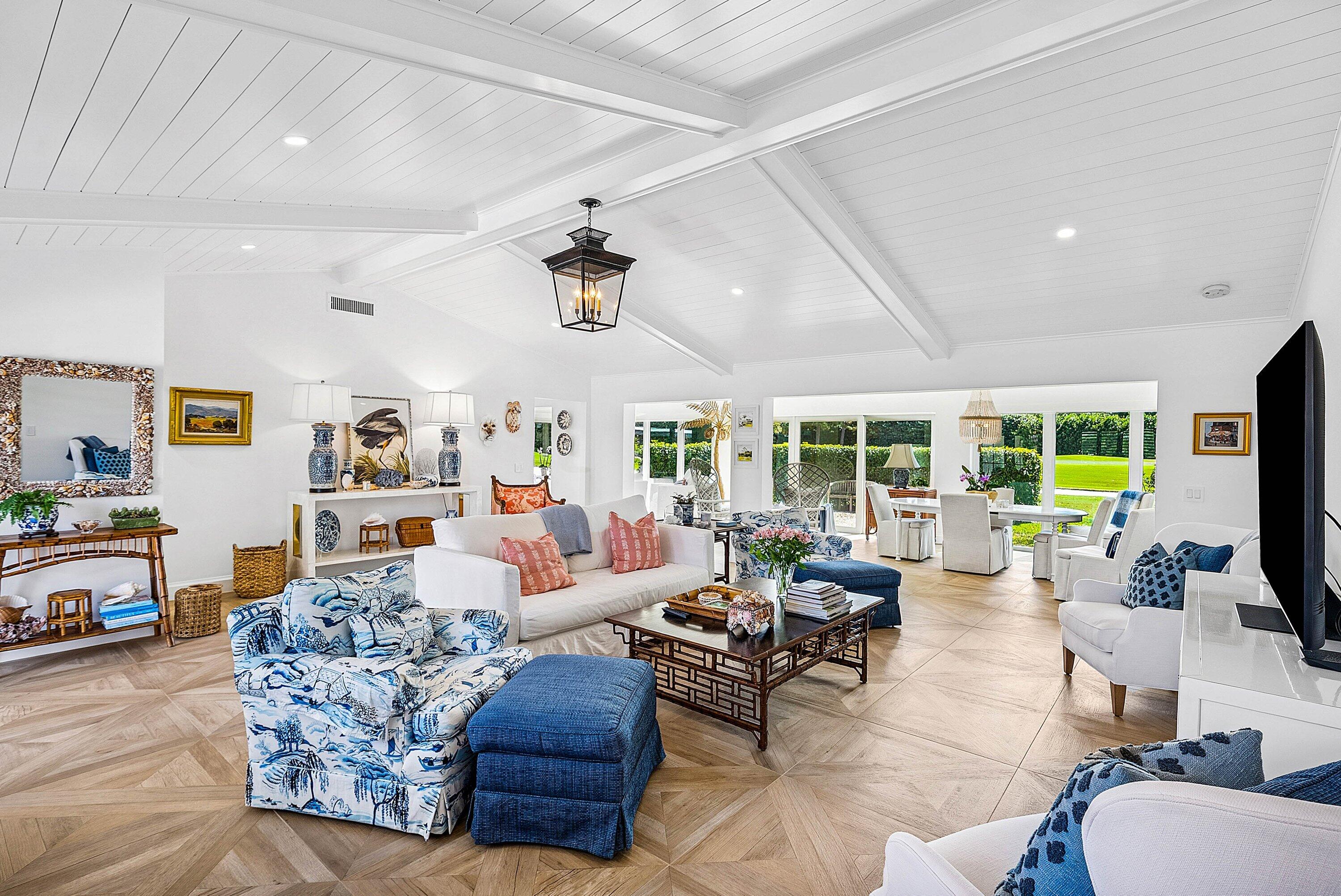 3654 Royal Tern Circle