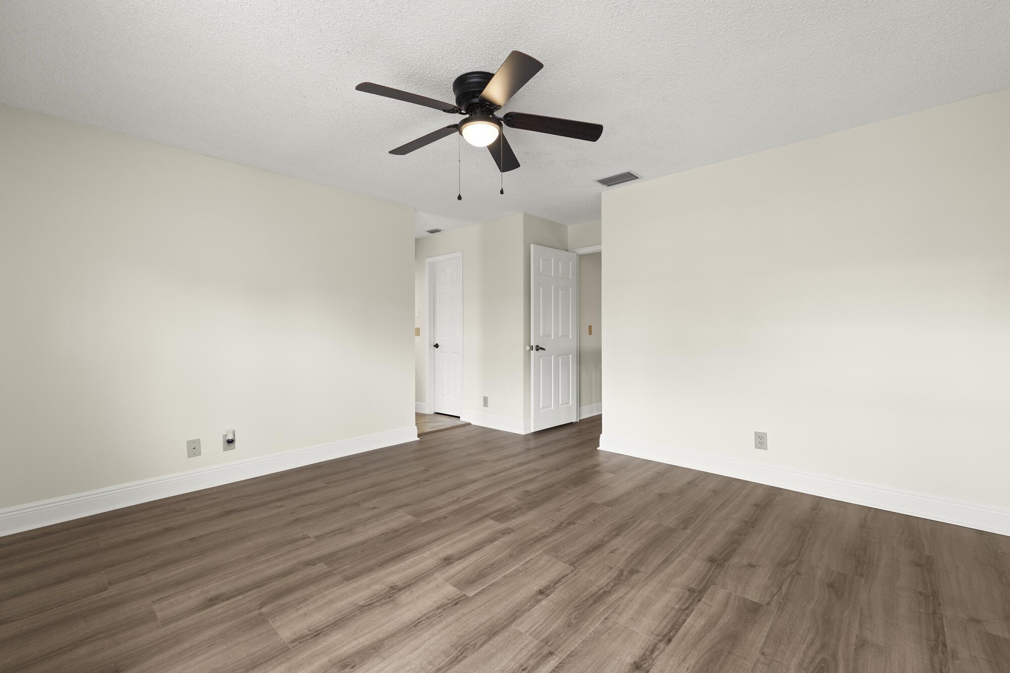 SAG HARBOR TRACE - Residential