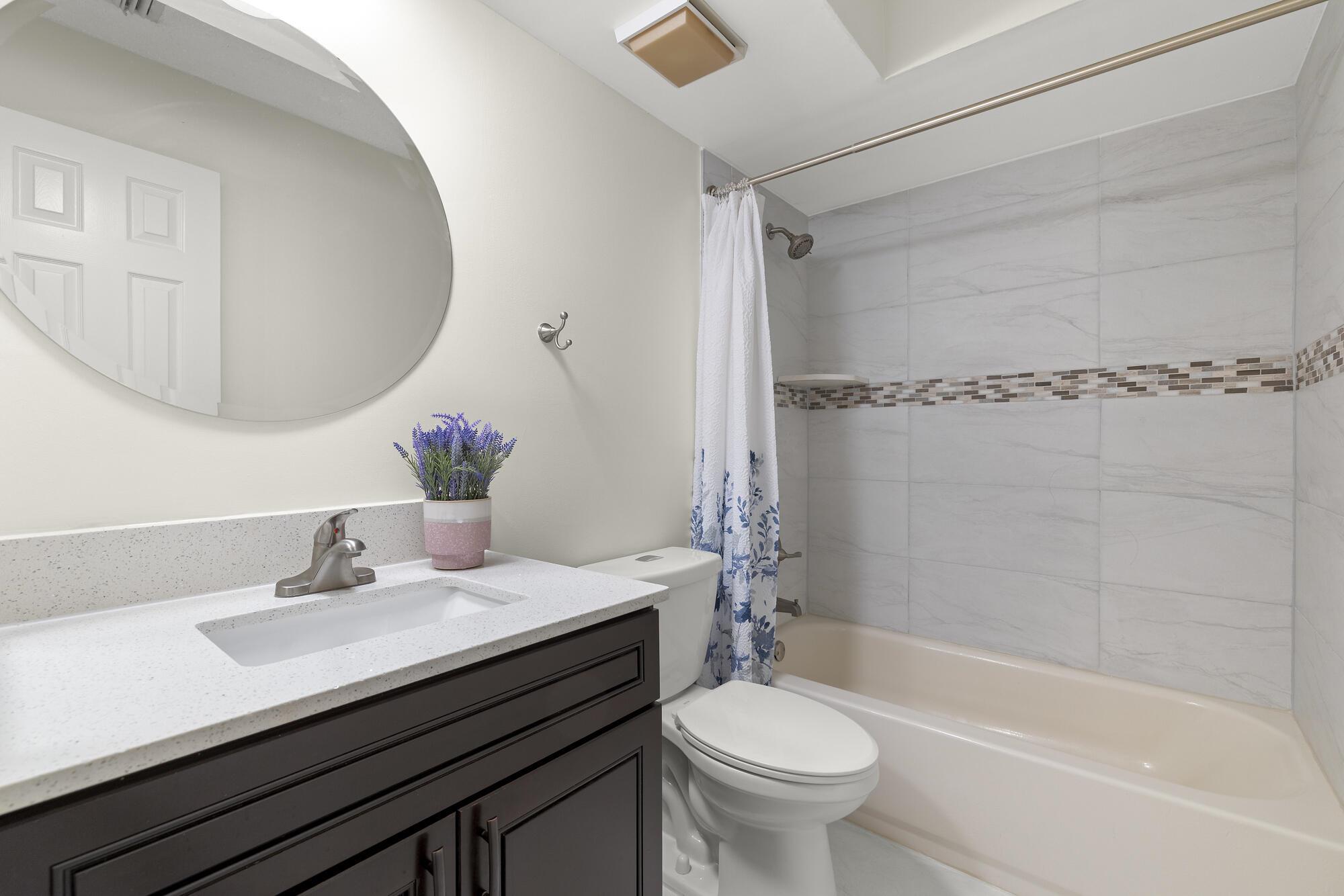 SAG HARBOR TRACE - Residential