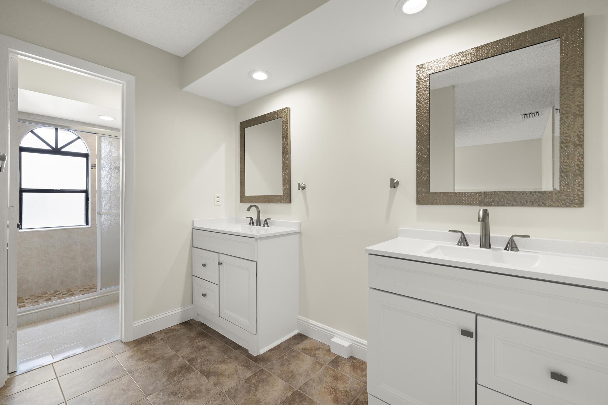 SAG HARBOR TRACE - Residential