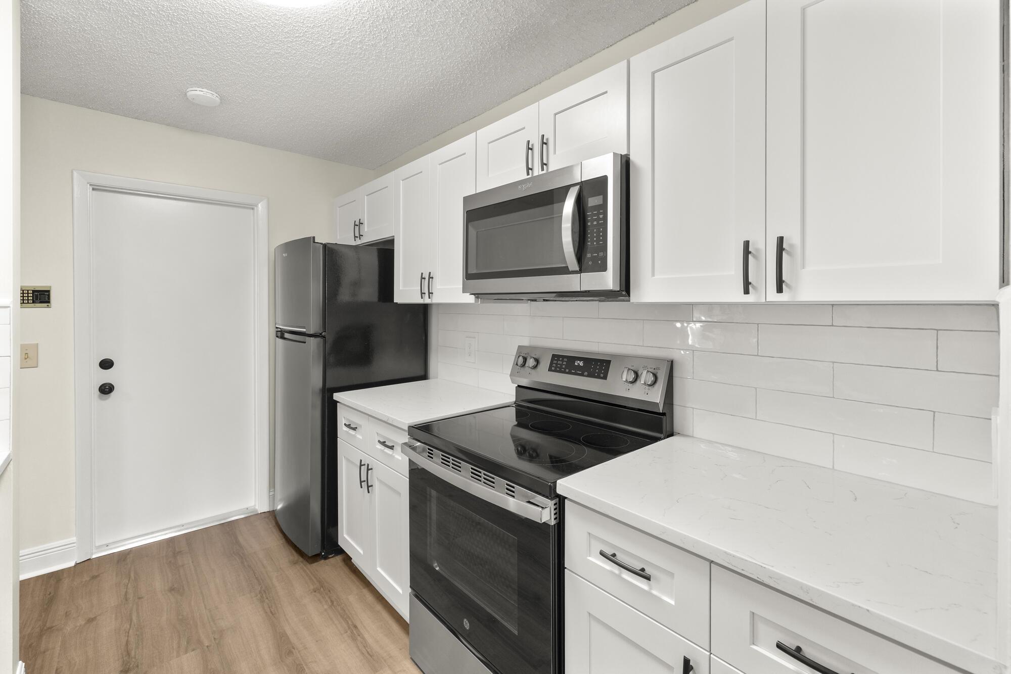 SAG HARBOR TRACE - Residential