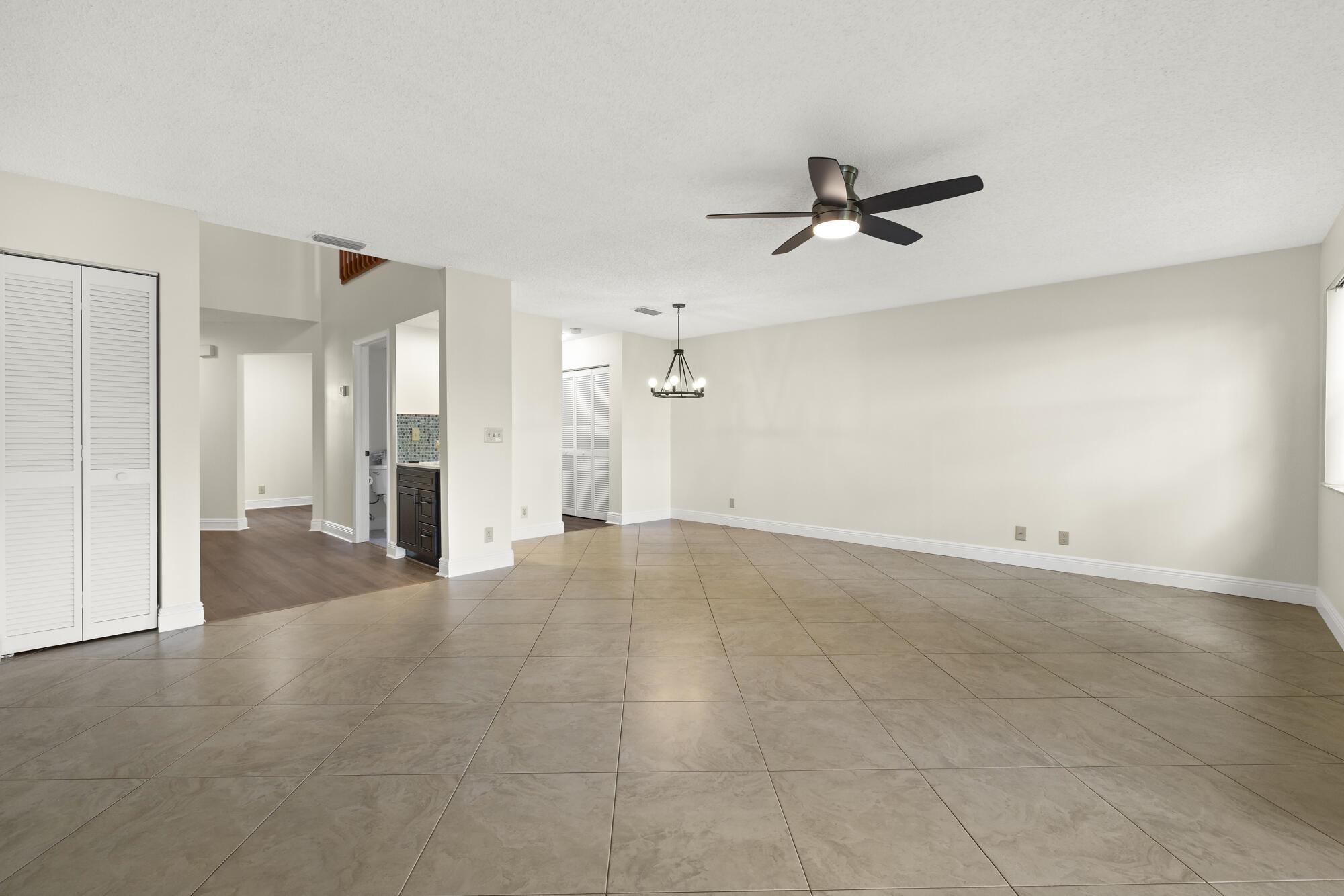 SAG HARBOR TRACE - Residential